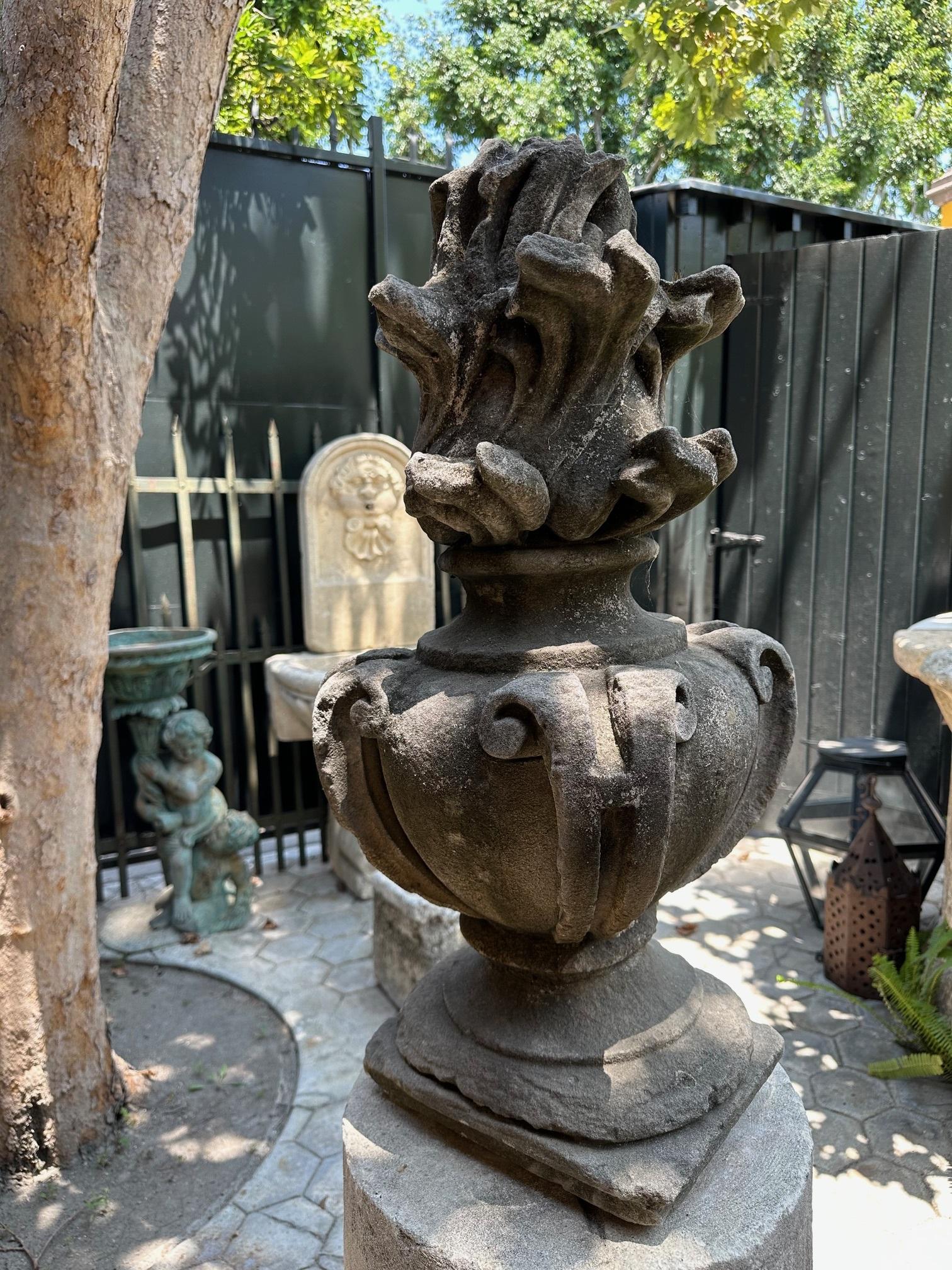 18th C. Hand Carved Stone Finial Decorative Architectural Element Antique Flame For Sale 8