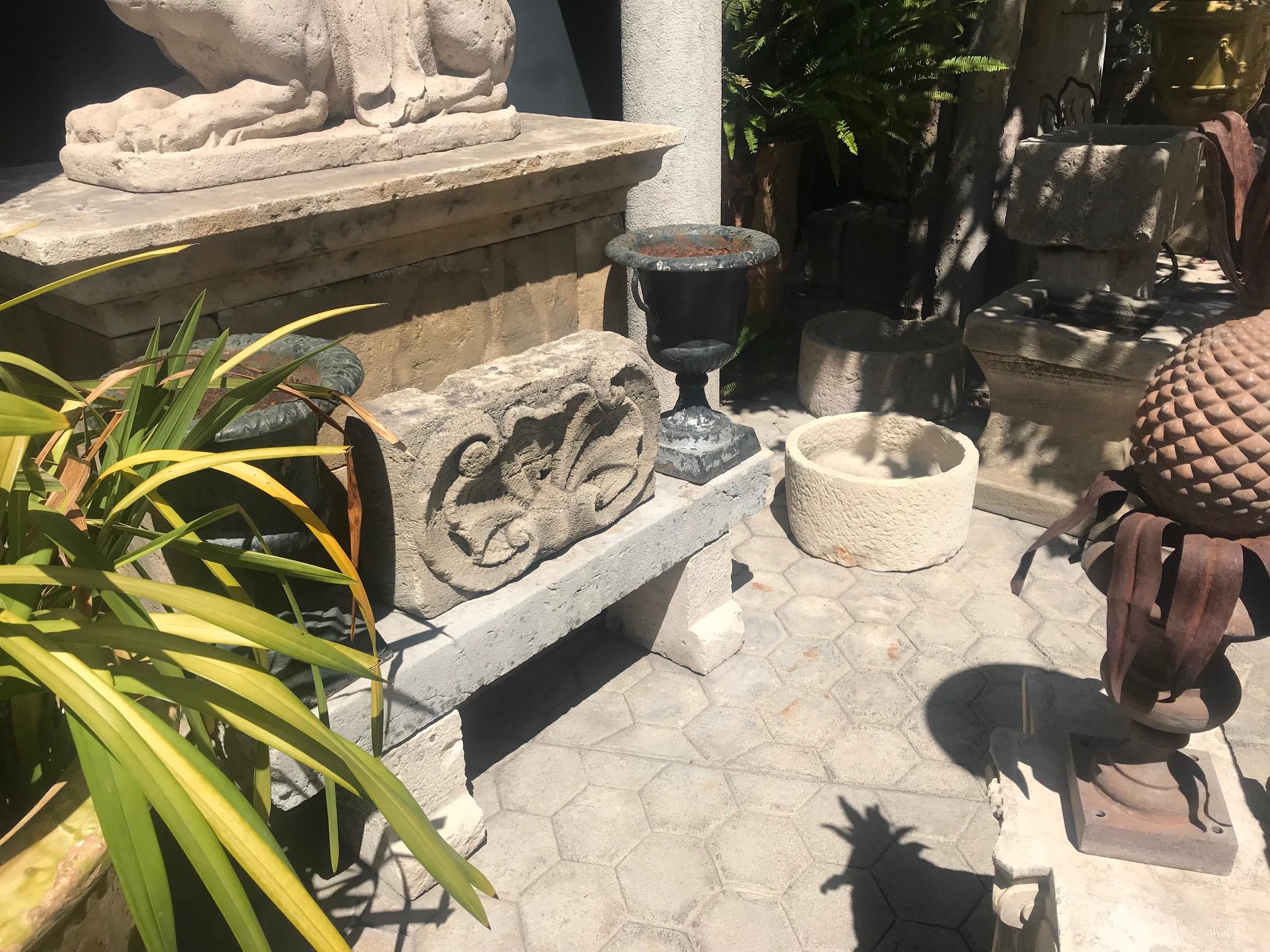 Hand Carved Stone Garden Bench Seat Decorative Element Provence Antique Melrose In Good Condition In West Hollywood, CA