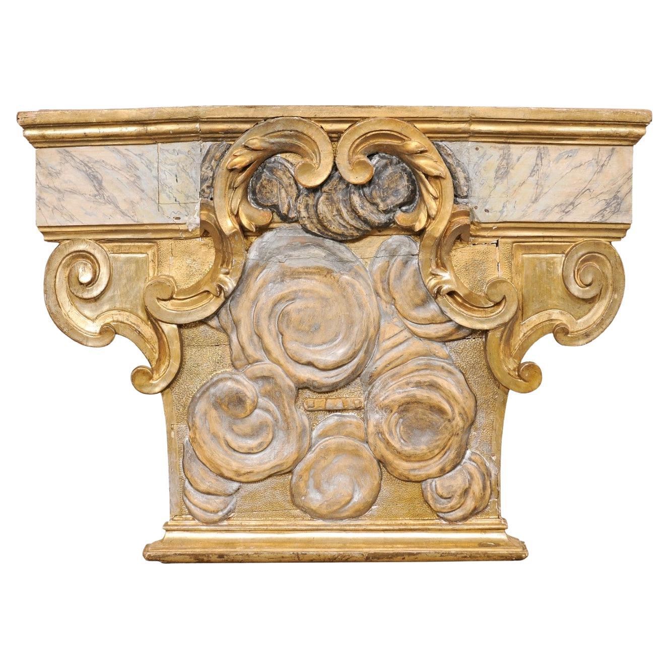 Plaque architecturale italienne du 18e siècle, sculptée, peinte en faux marbre et dorée
