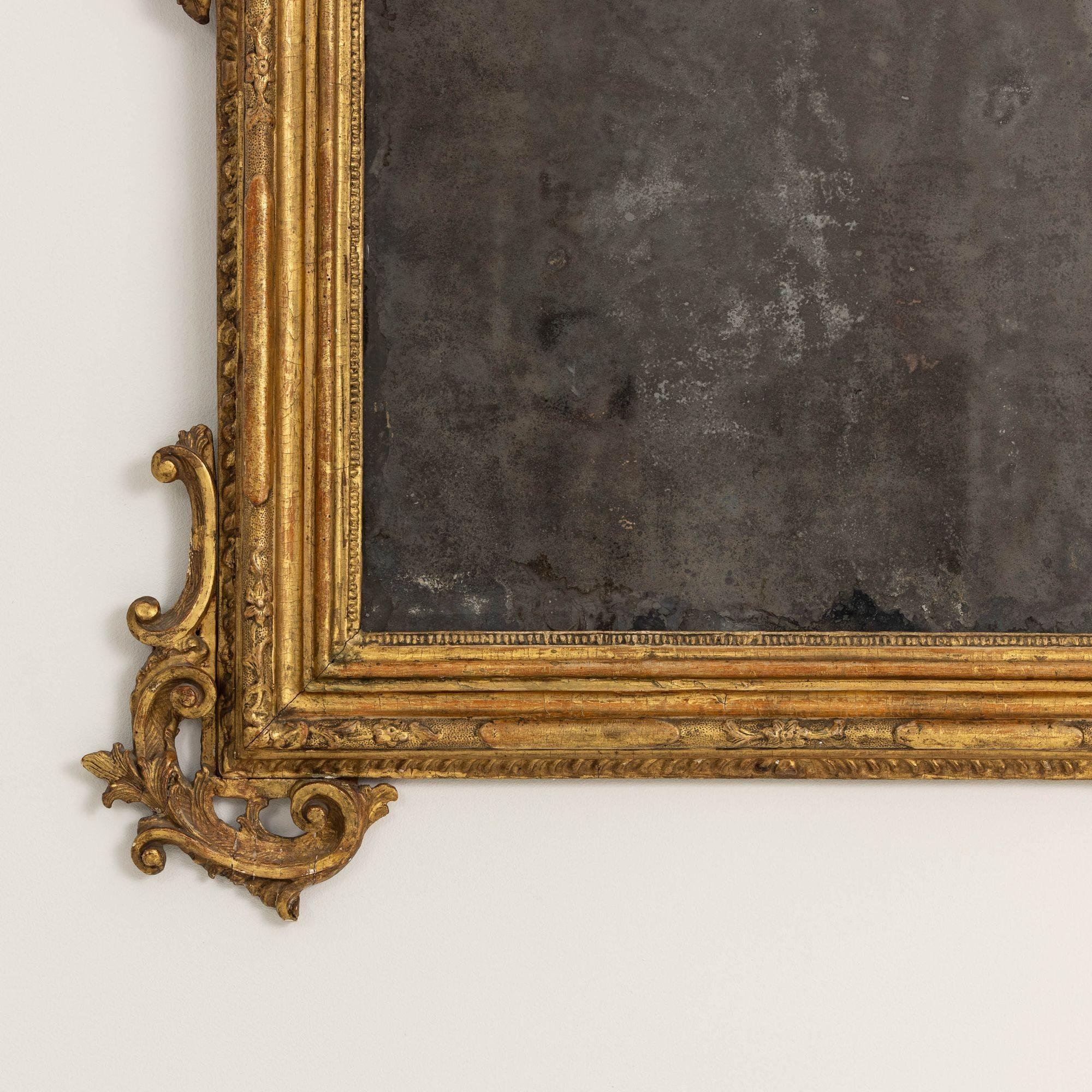 Verre mercuré XVIIIe siècle Miroir baroque italien en bois doré d'origine avec plaques de miroir d'origine en vente