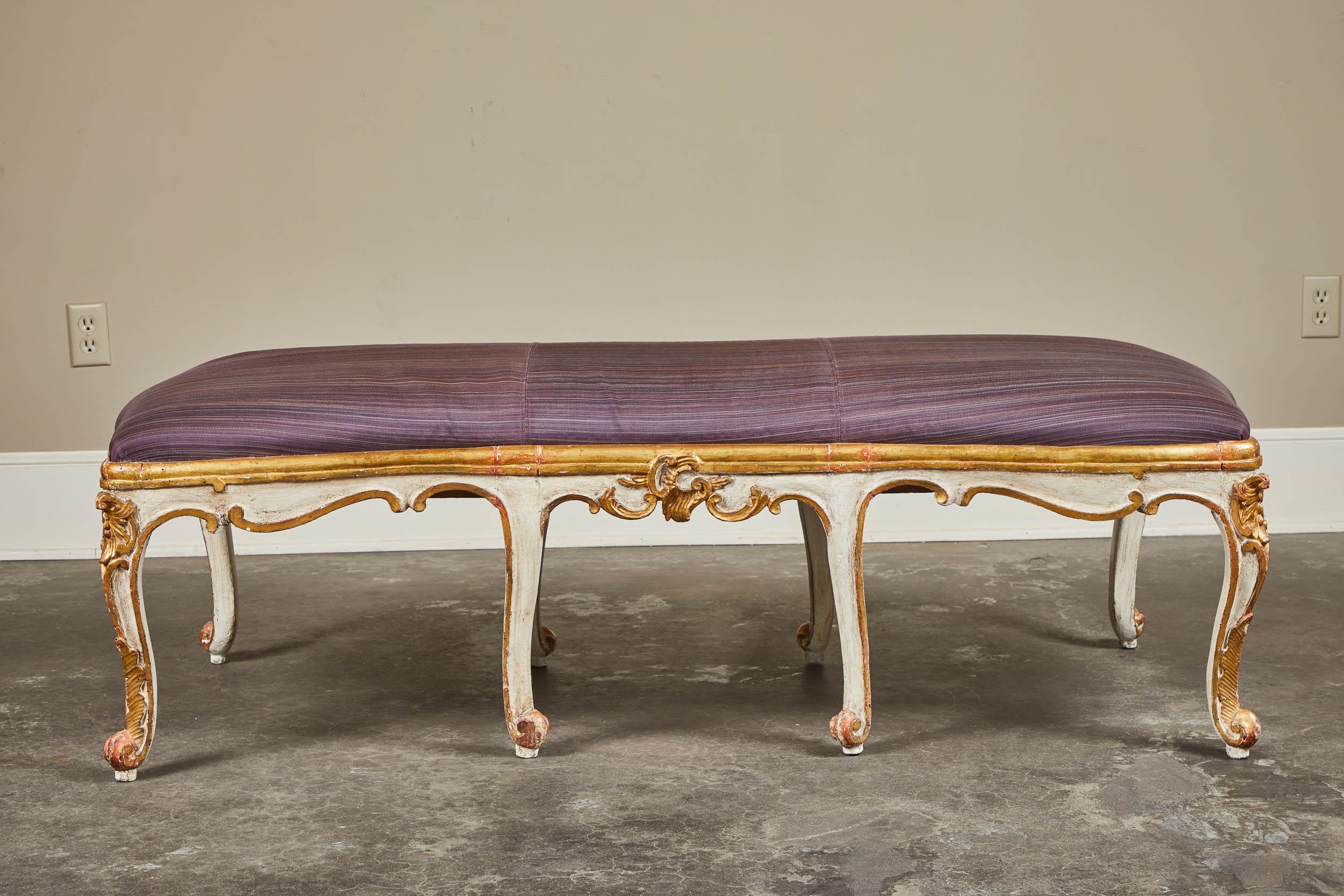 18th Century Italian Bench with Horsehair Upholstery 1