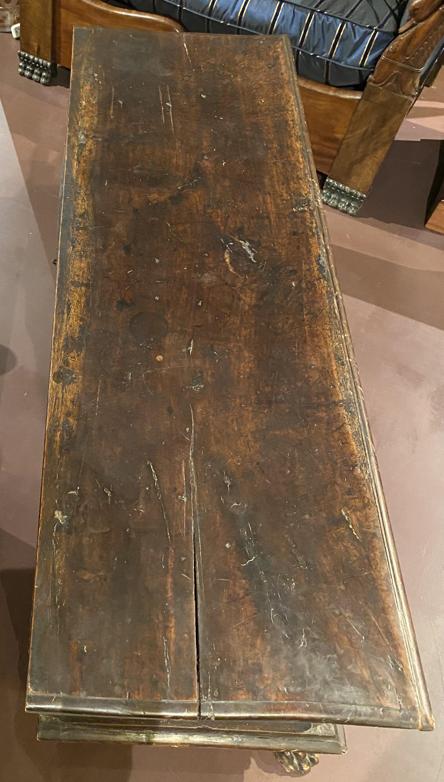 18th c Italian Carved Cassone with Dragon Decoration and Paw Feet In Good Condition For Sale In Milford, NH