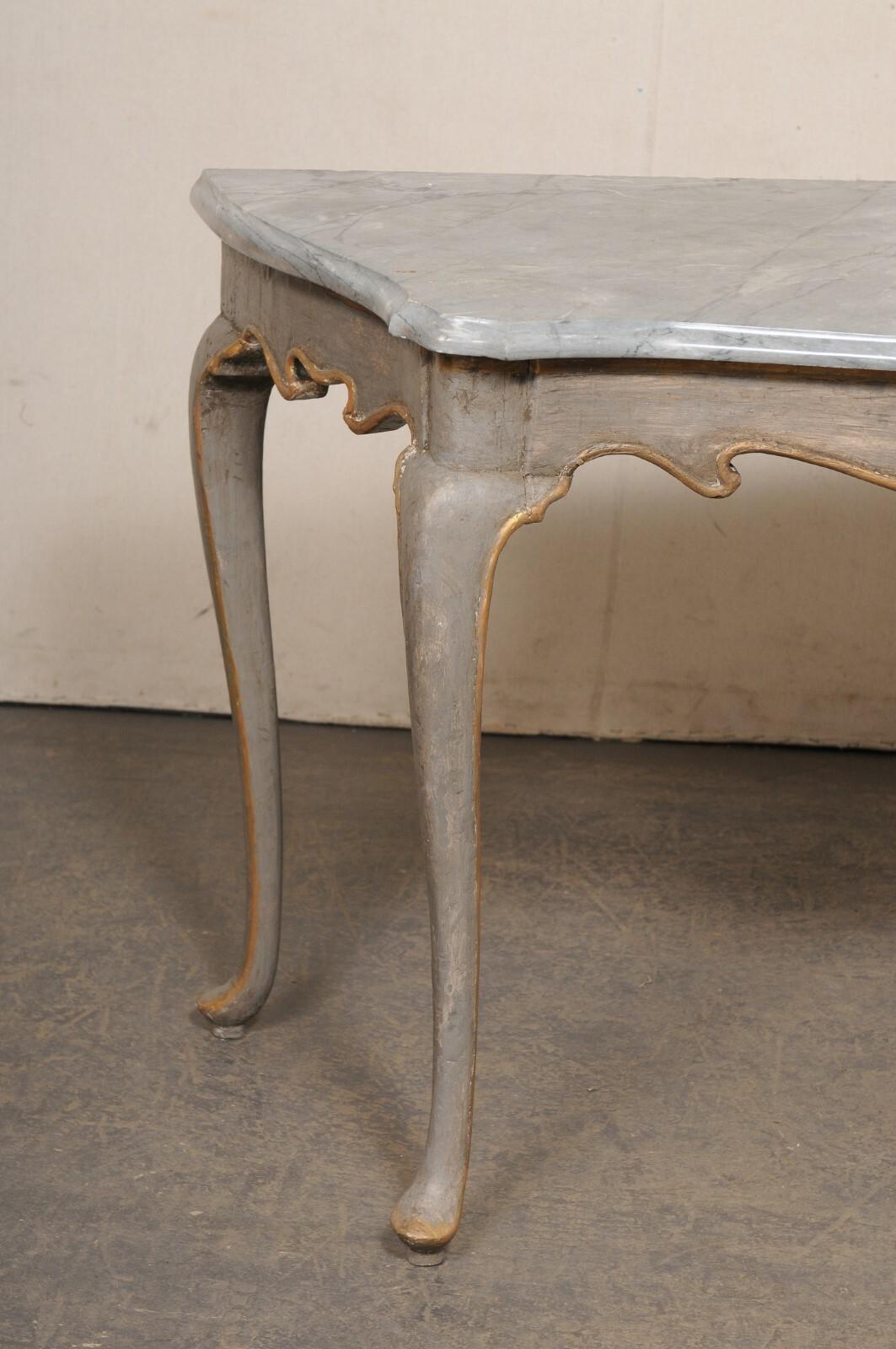 18th C. Italian Console Table w/Grey Marble Top & Nice Shapely Design In Good Condition For Sale In Atlanta, GA