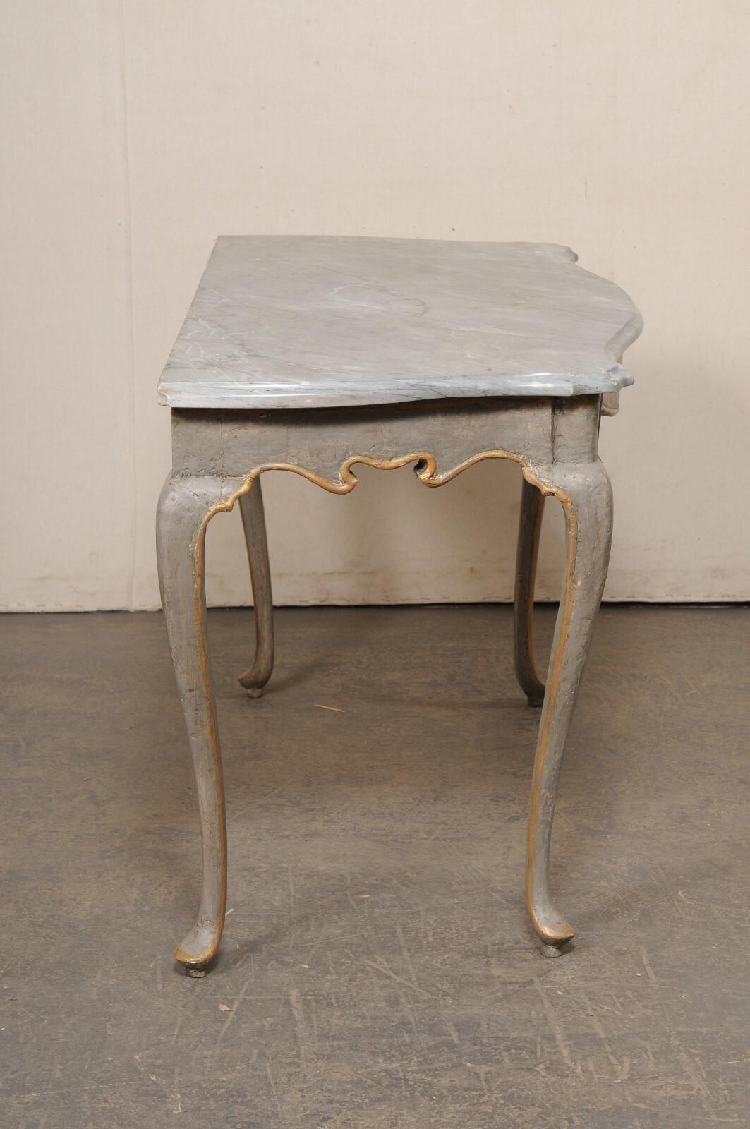 18th C. Italian Console Table w/Grey Marble Top & Nice Shapely Design For Sale 1