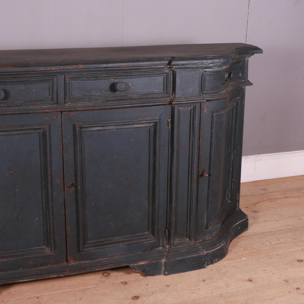 18th C Italian Painted Credenza In Good Condition In Leamington Spa, Warwickshire