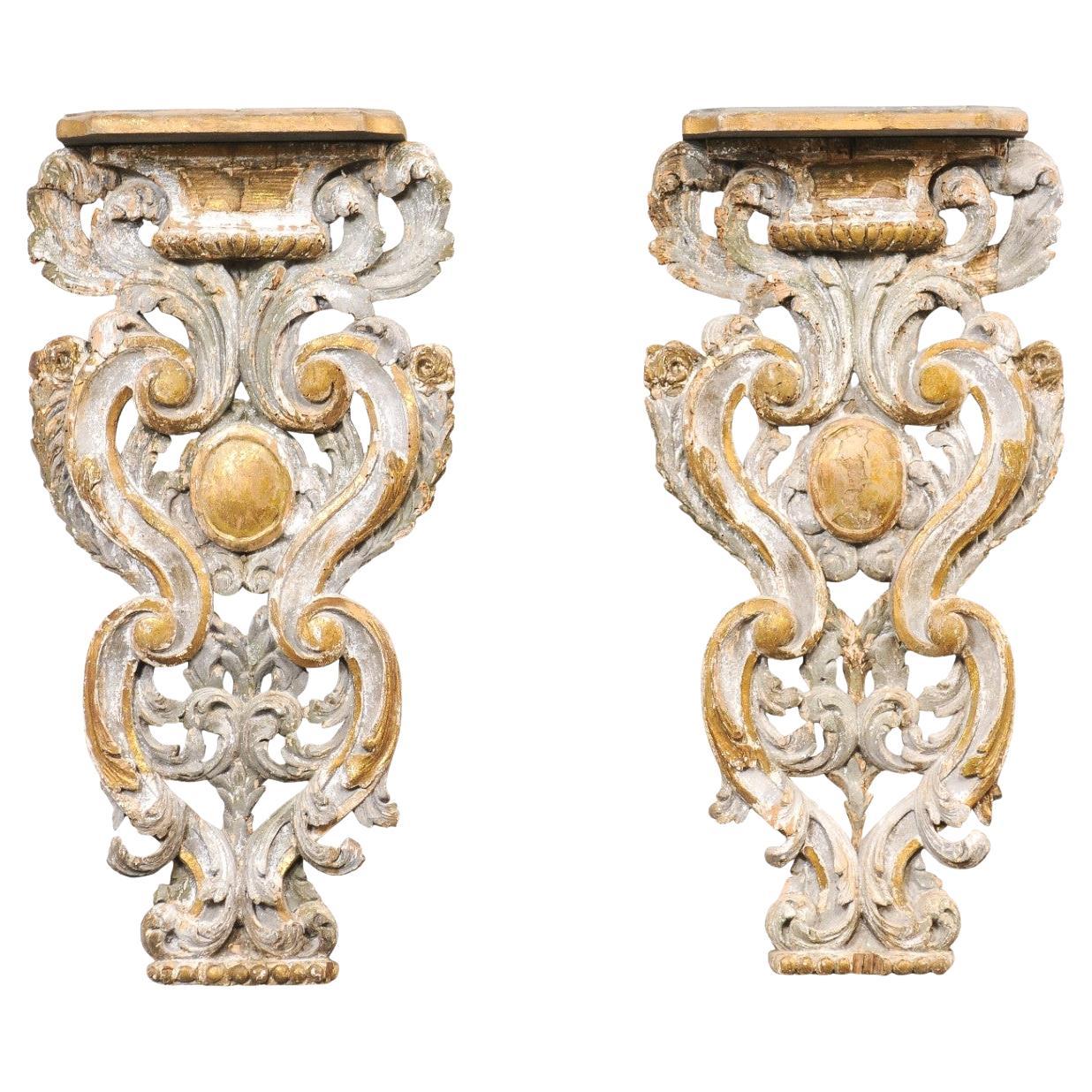 18th C. Italian Pair of Beautiful Pierce-Carved Wooden Wall Corbels For Sale