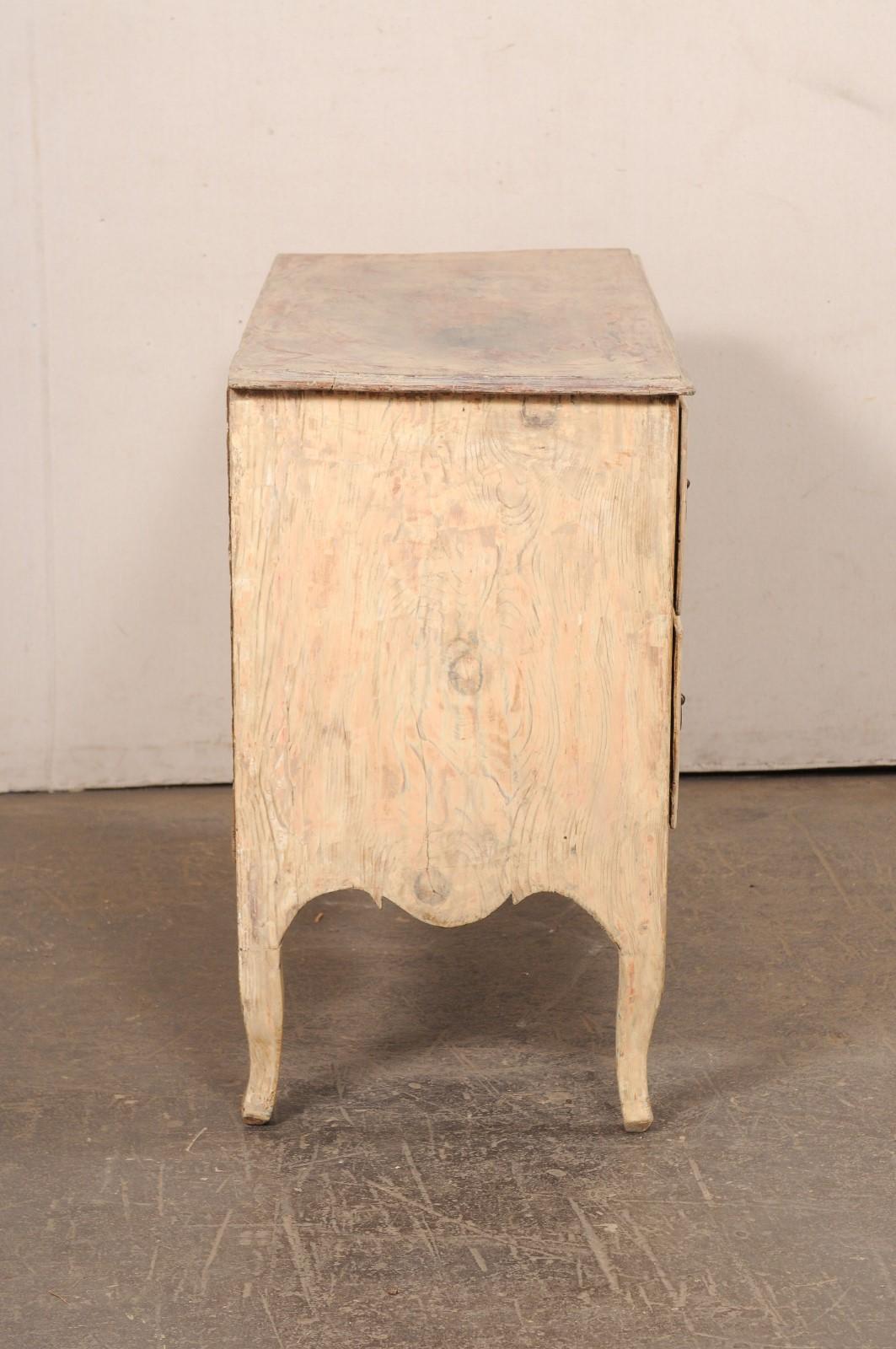 18th C. Italian Raised Cassettiera w/its Original Finish For Sale 1