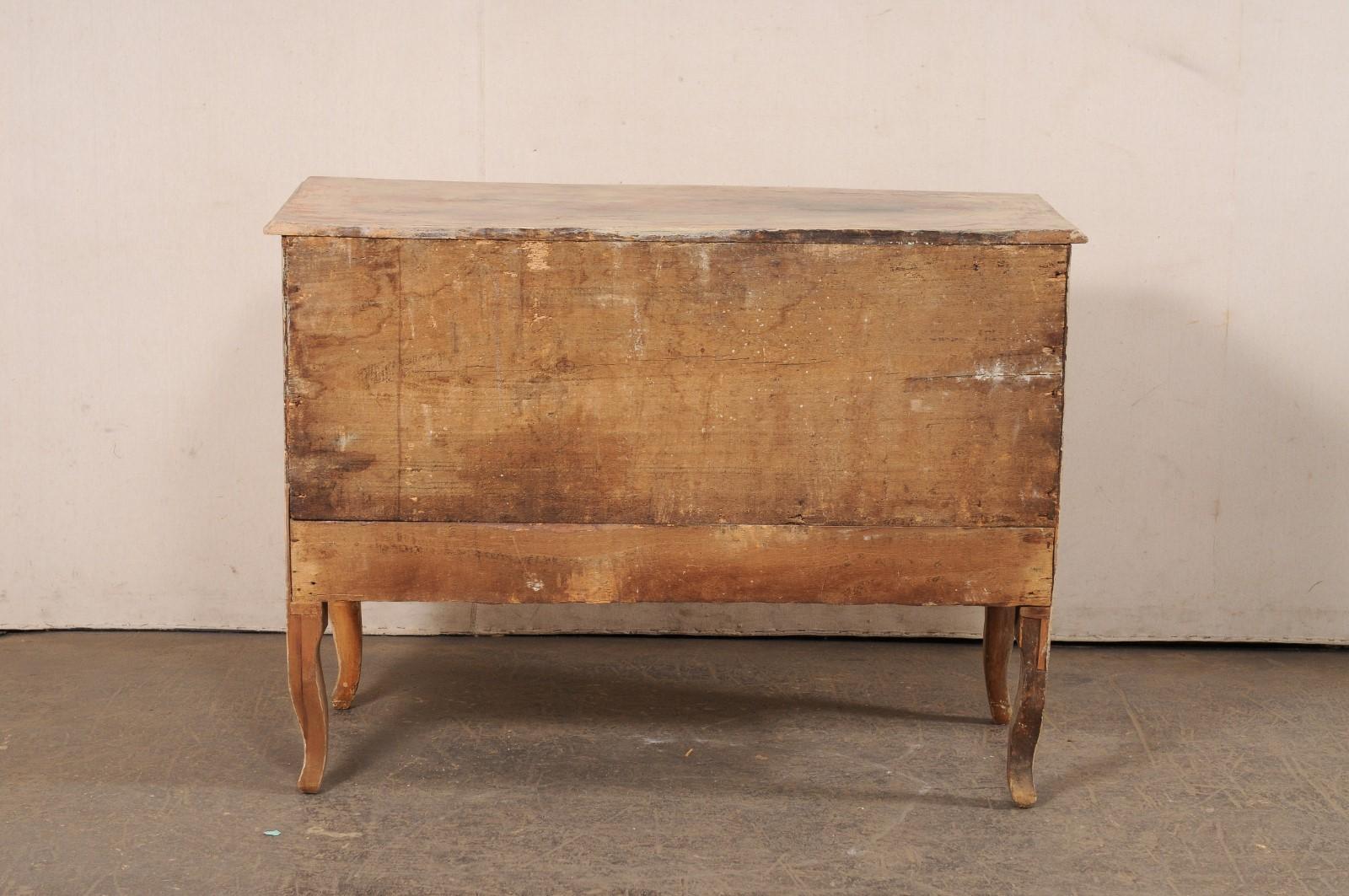 18th C. Italian Raised Cassettiera w/its Original Finish For Sale 3