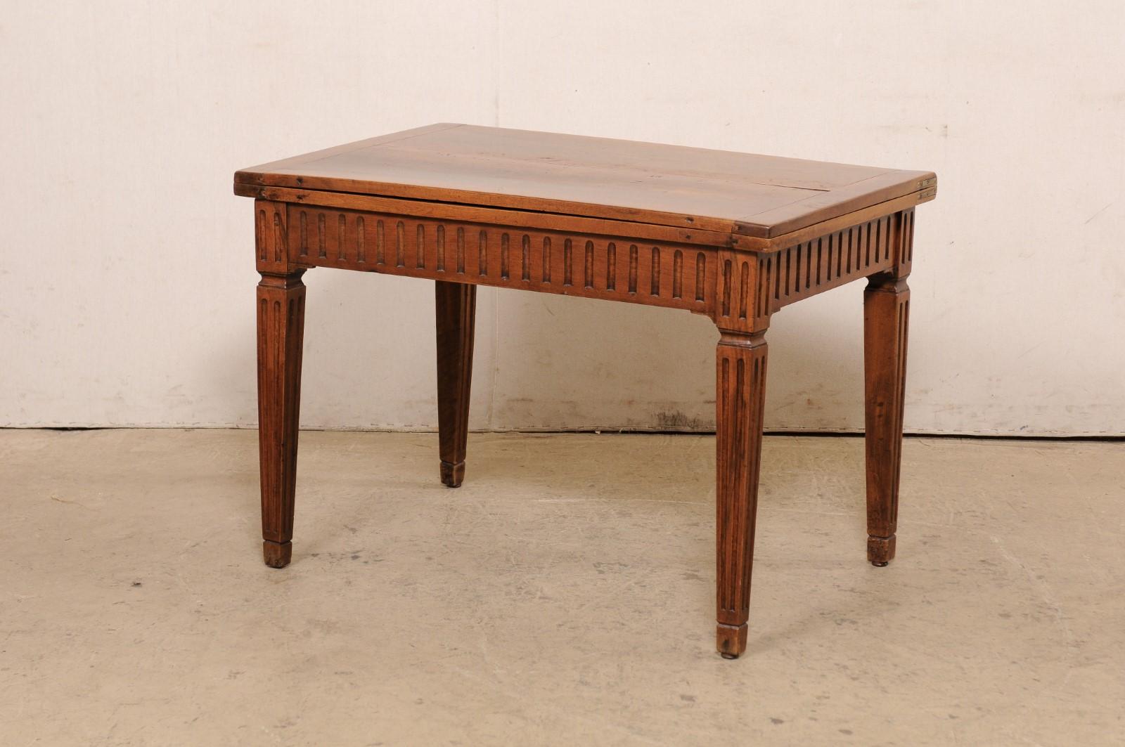 Wood 18th C. Italian Table w/Expandable Top and Flute-Carved Apron & Legs For Sale
