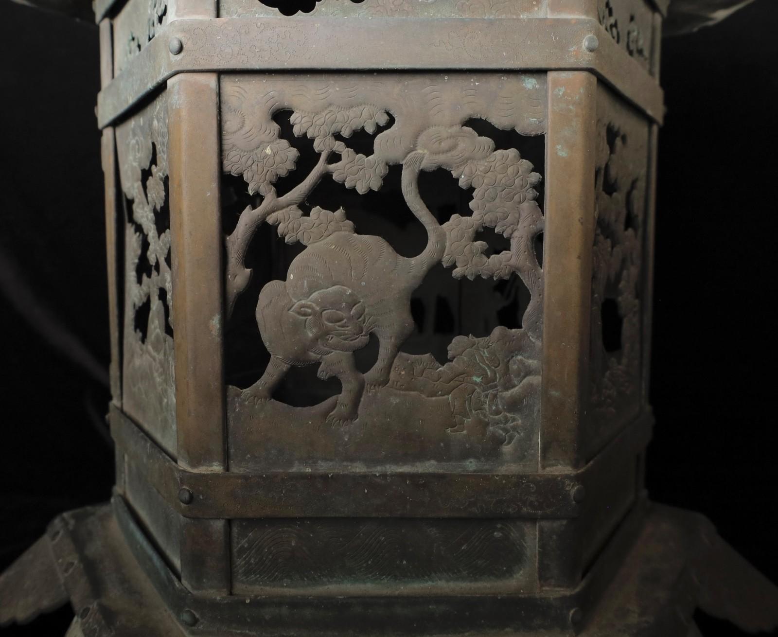 große buddhistische tempel-laterne aus dem 18. im Zustand „Gut“ im Angebot in Fukuoka, JP