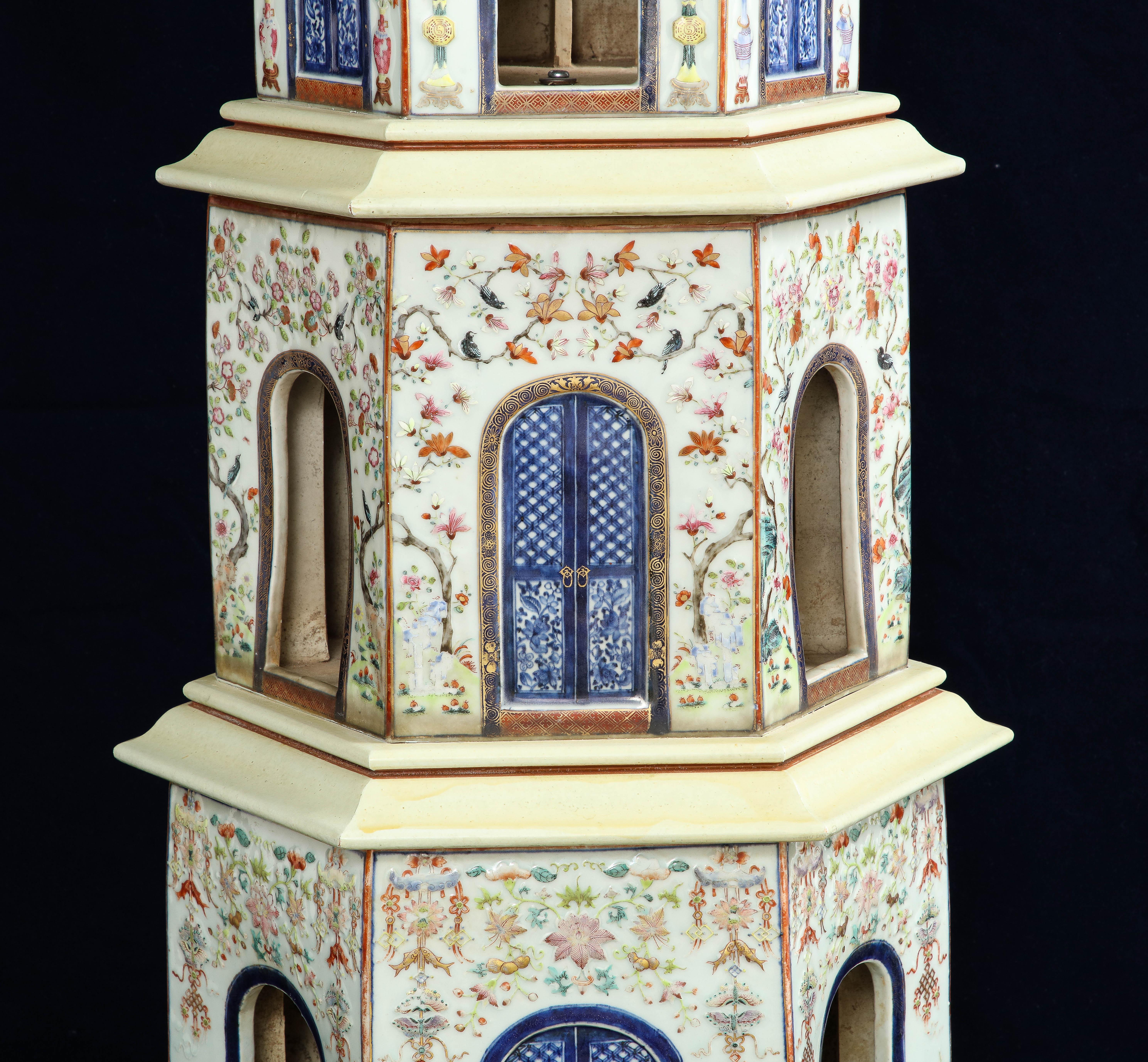 18th C. Large Chinese Qianlong Period Famille Rose Porcelain Pagoda Centerpiece For Sale 2