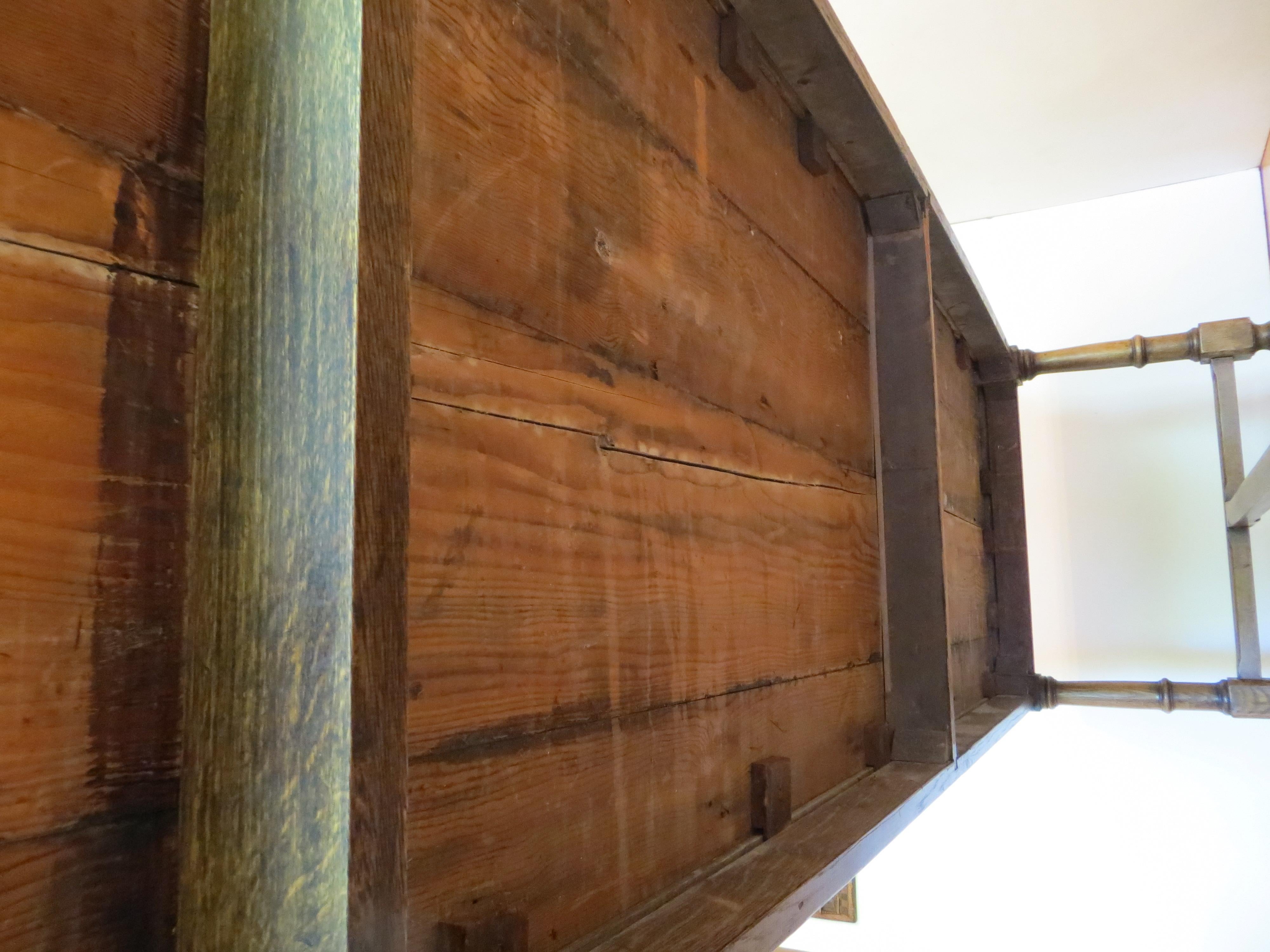 18th C. Large Provincial Plank Topped Dining Room Table. British Circa 1790 In Good Condition For Sale In Incline Village, NV