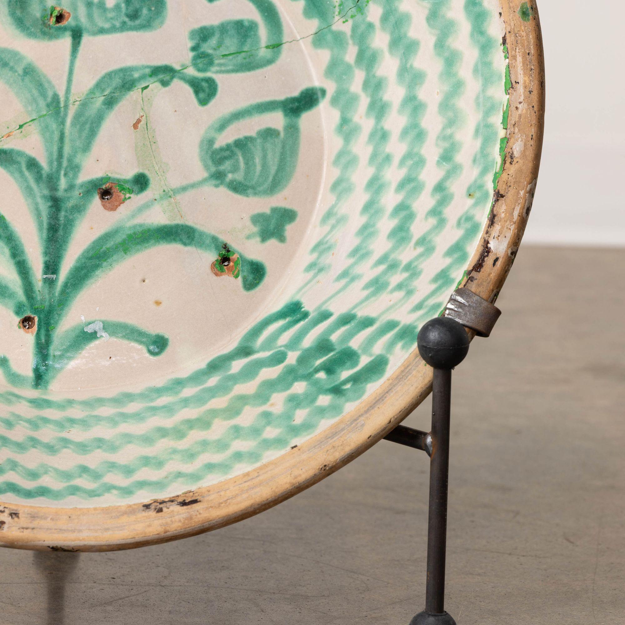 Ceramic 18th c. Large Spanish Green Fajalauza Lebrillo Bowl from Granada For Sale