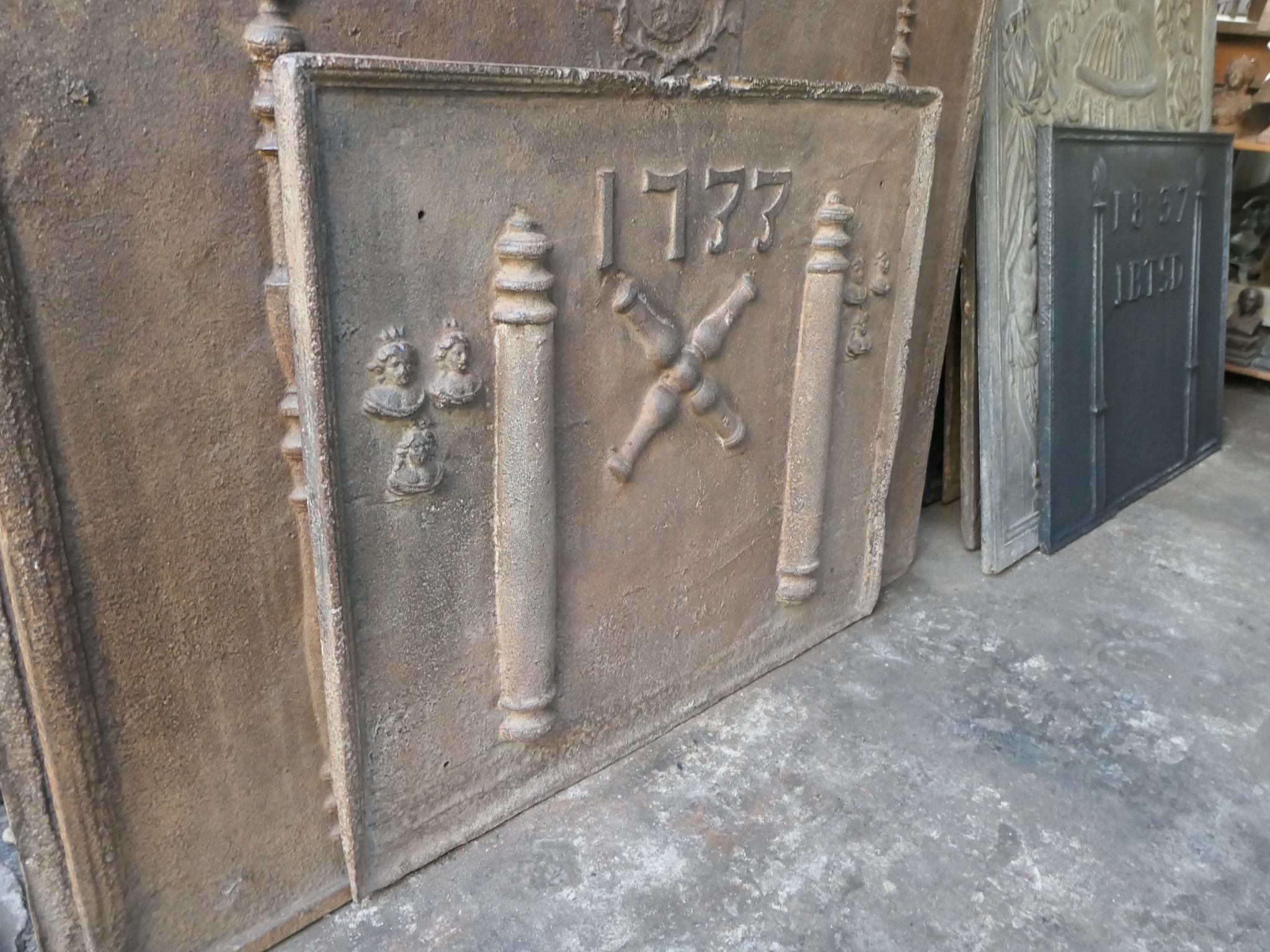 18th C. Louis XIV 'Pillars with Saint Andrew's Cross' Fireback / Backsplash For Sale 6