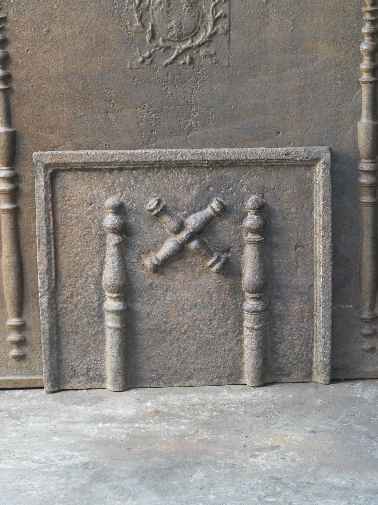 French 18th C. Louis XIV 'Pillars with Saint Andrew's Cross' Fireback / Backsplash For Sale