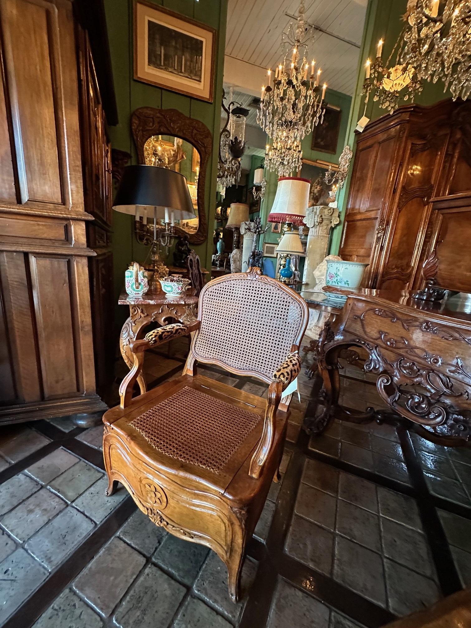 18th C. Louis XV Beach wood and Cain Arm Chair Chaise Percée Side chair. Antique For Sale 2