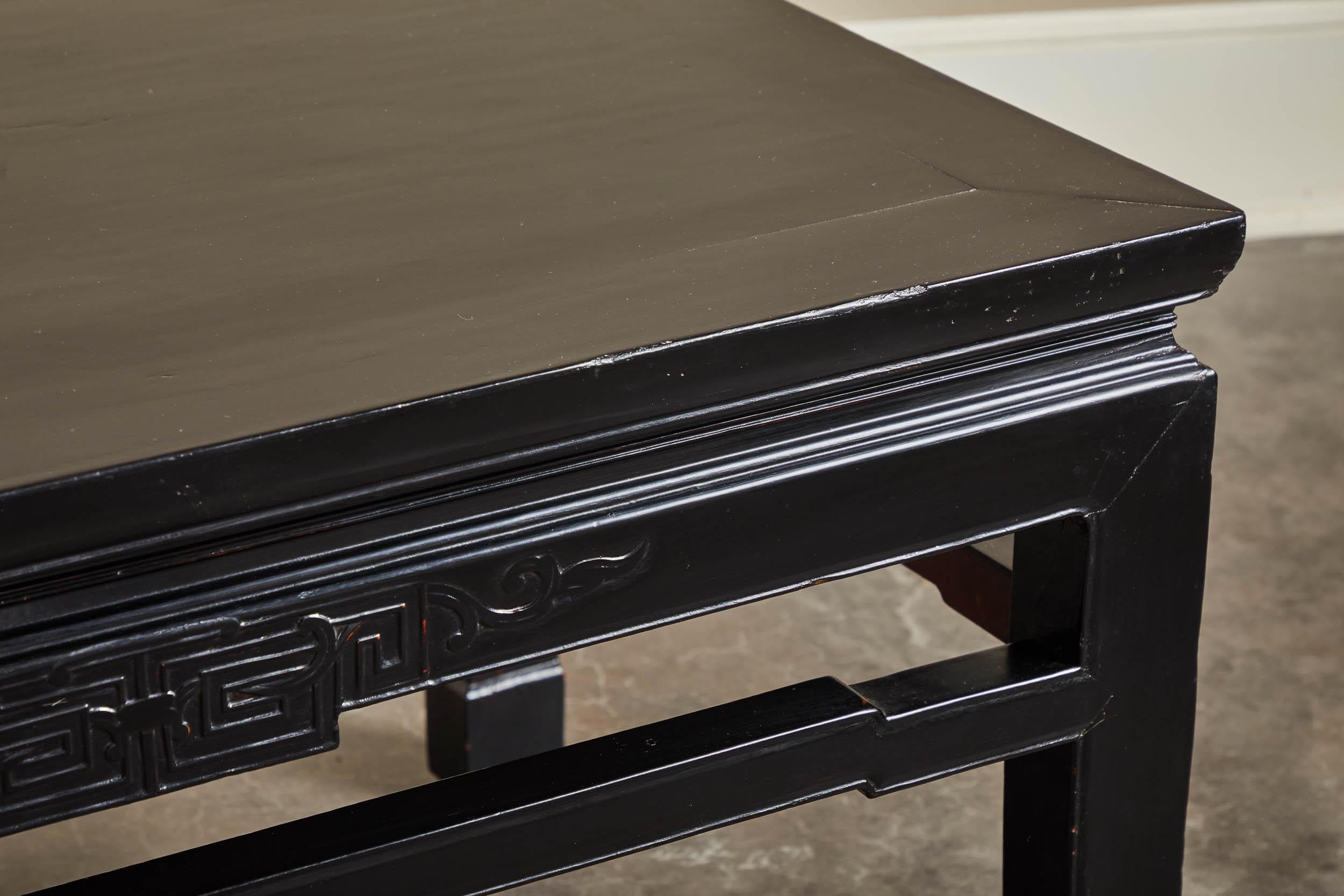 Chinese Export 18th Century Low Black Lacquer Kang Table