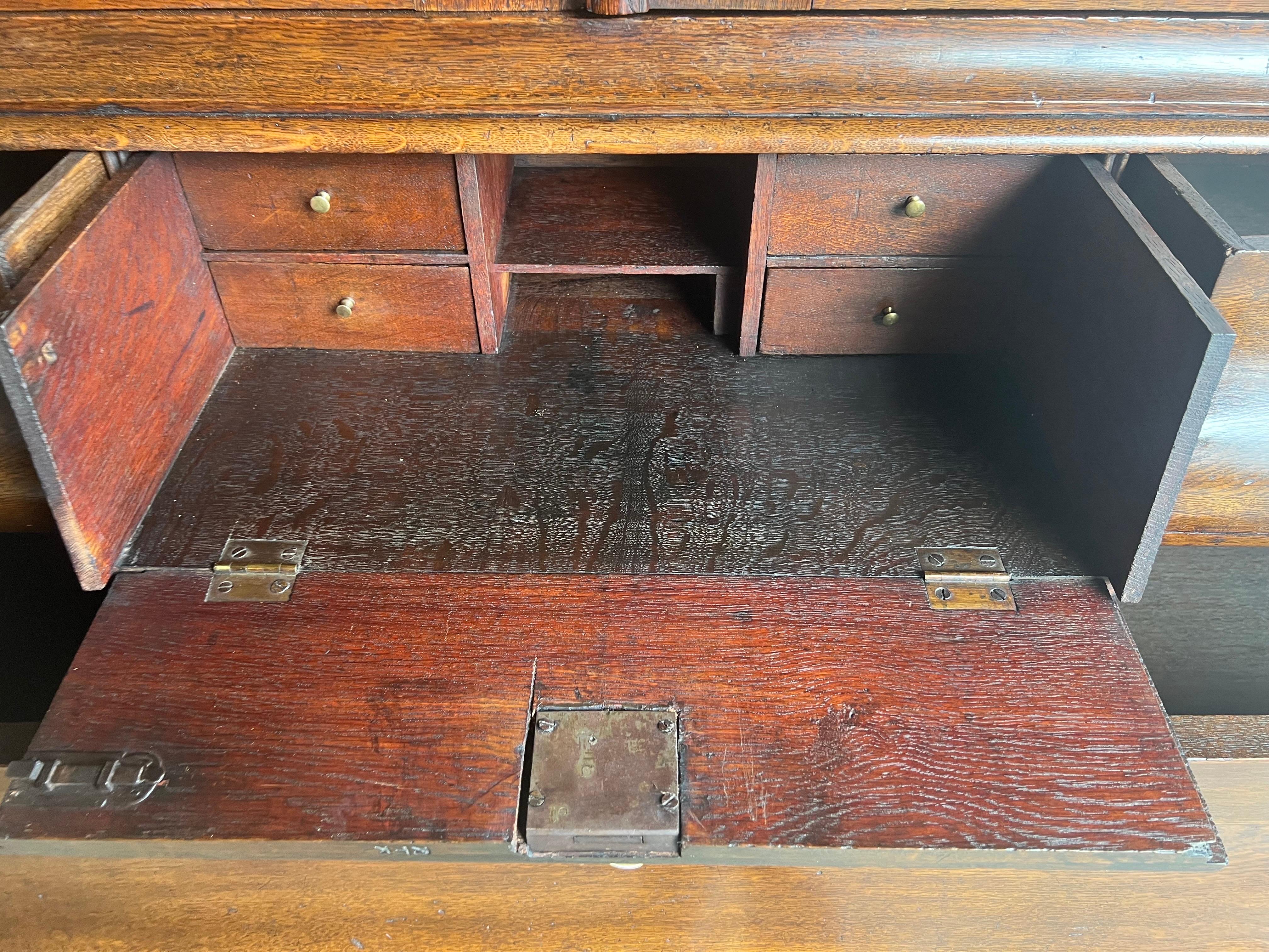 18th Century Mahogany Dutch Cabinet For Sale 11