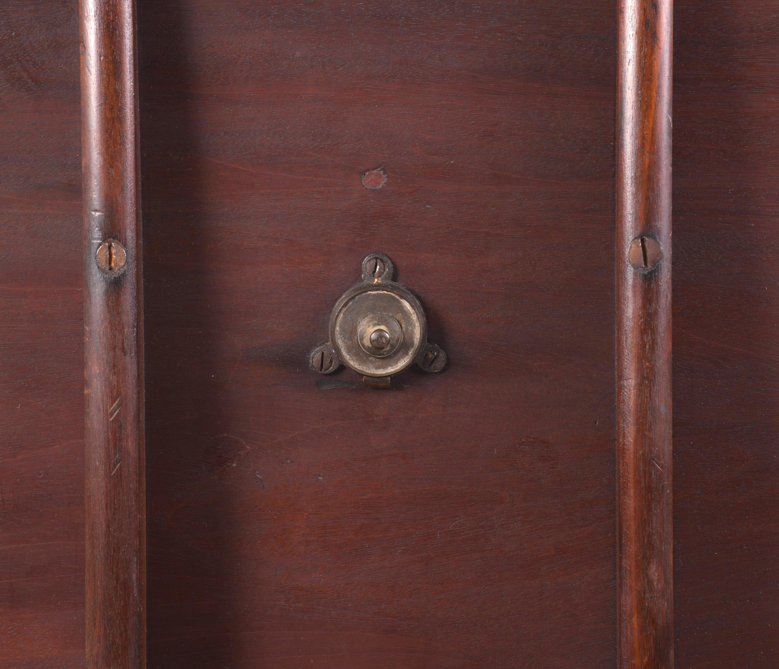 18th Century Mahogany Tilt-Top Wine Table 4