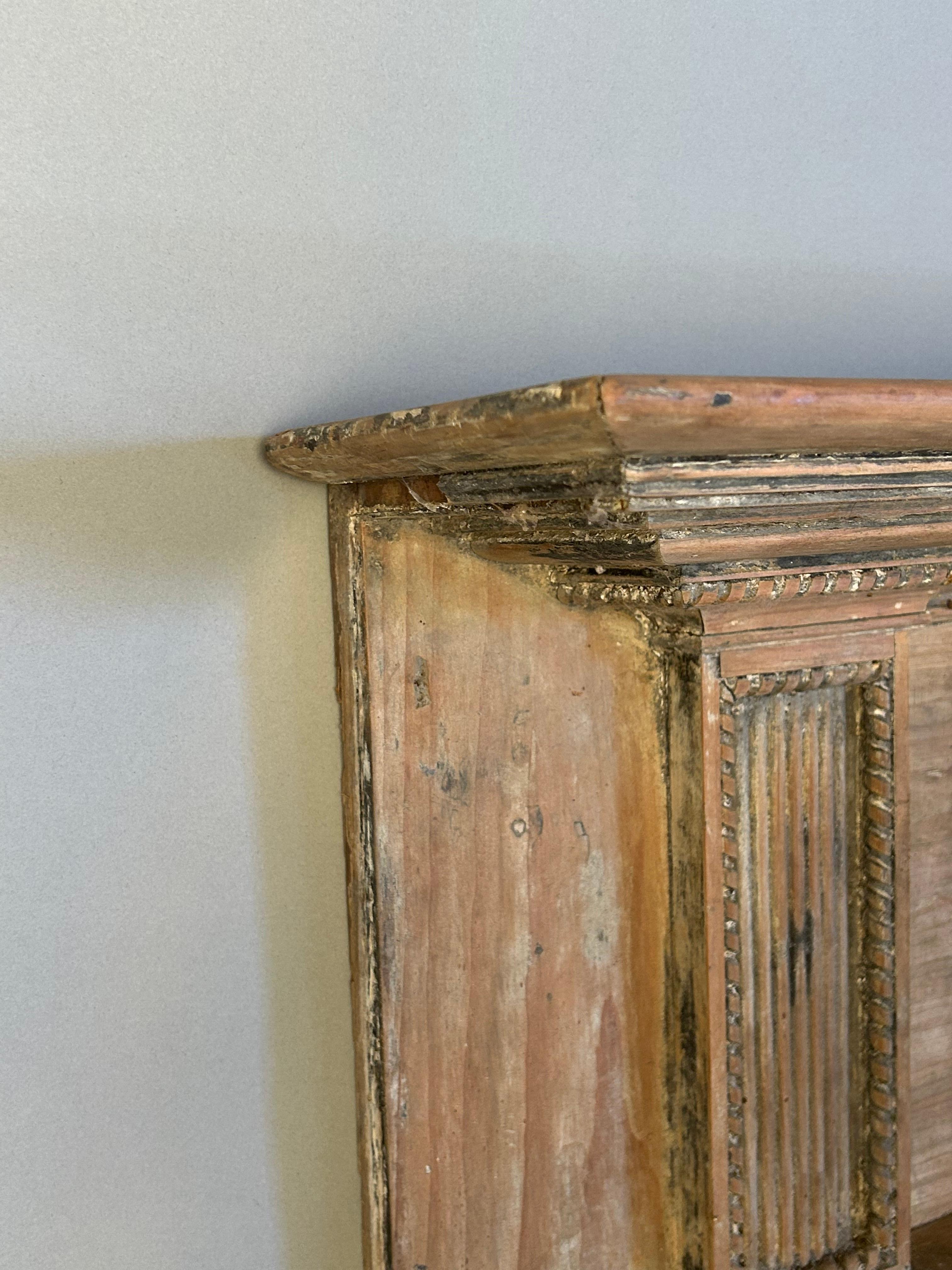 18th c New England Fireplace Mantel For Sale 1