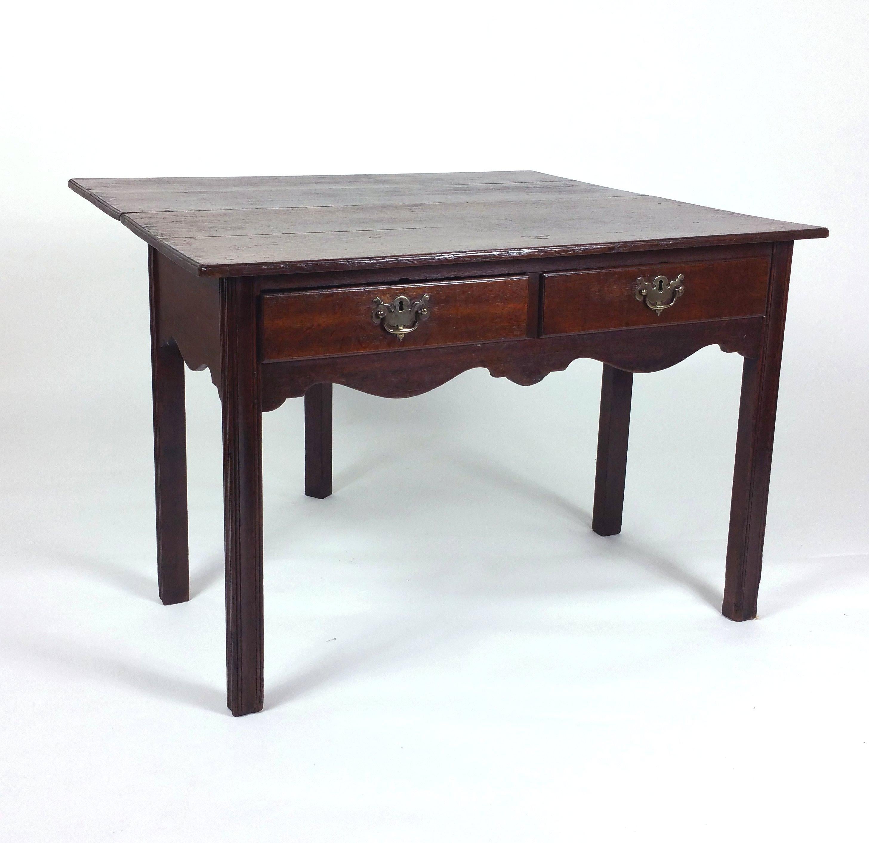 18th Century Oak Cottage Drop-Leaf Dining or Side Table For Sale 7