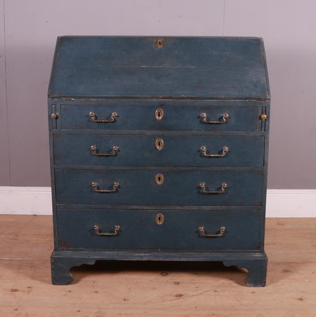 Late 18th C painted writing bureau. Good fitted interior with secret drawers. 1790.

Desk height is 31
