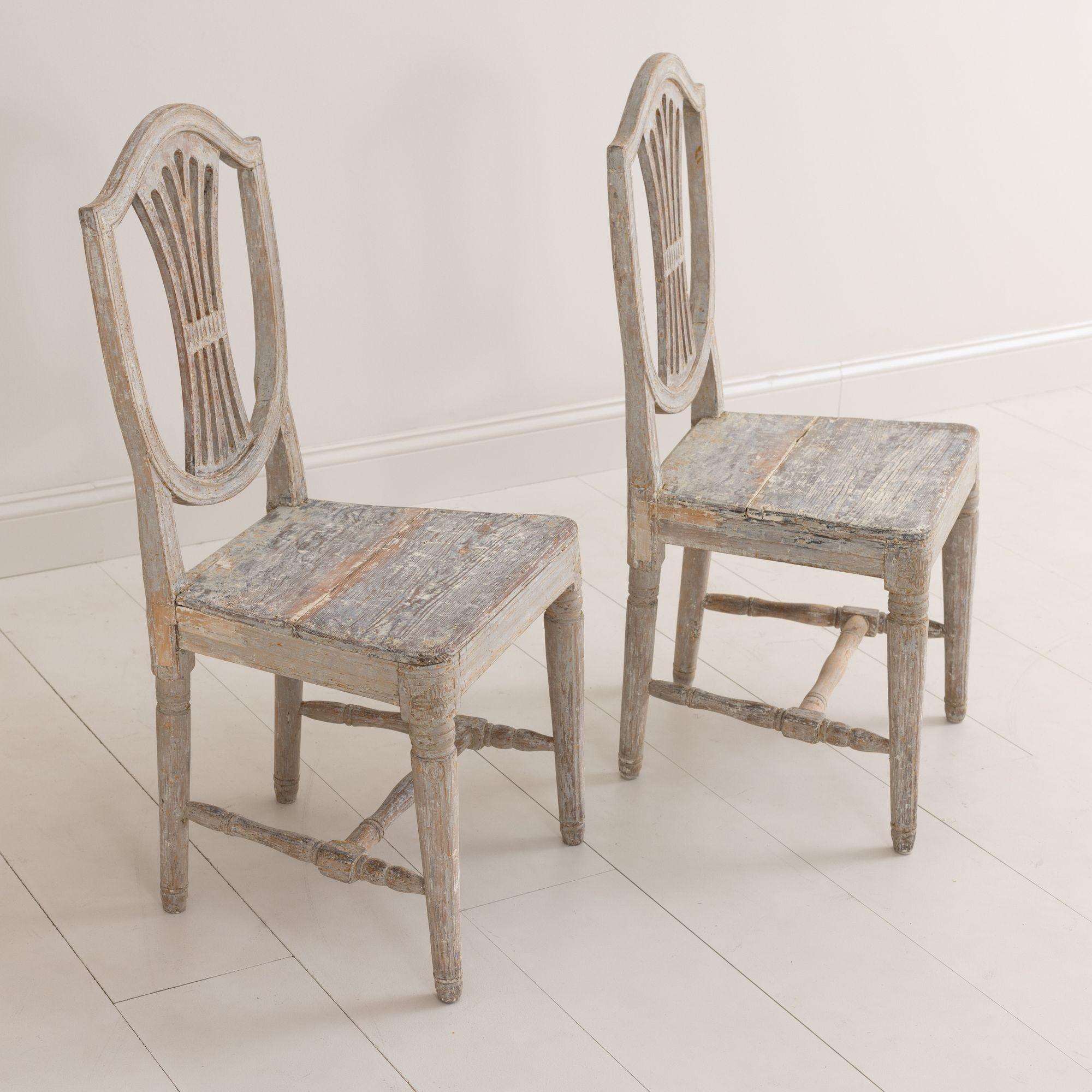 18th c. Pair of Swedish Gustavian Period Shield Back Chairs in Original Paint For Sale 7