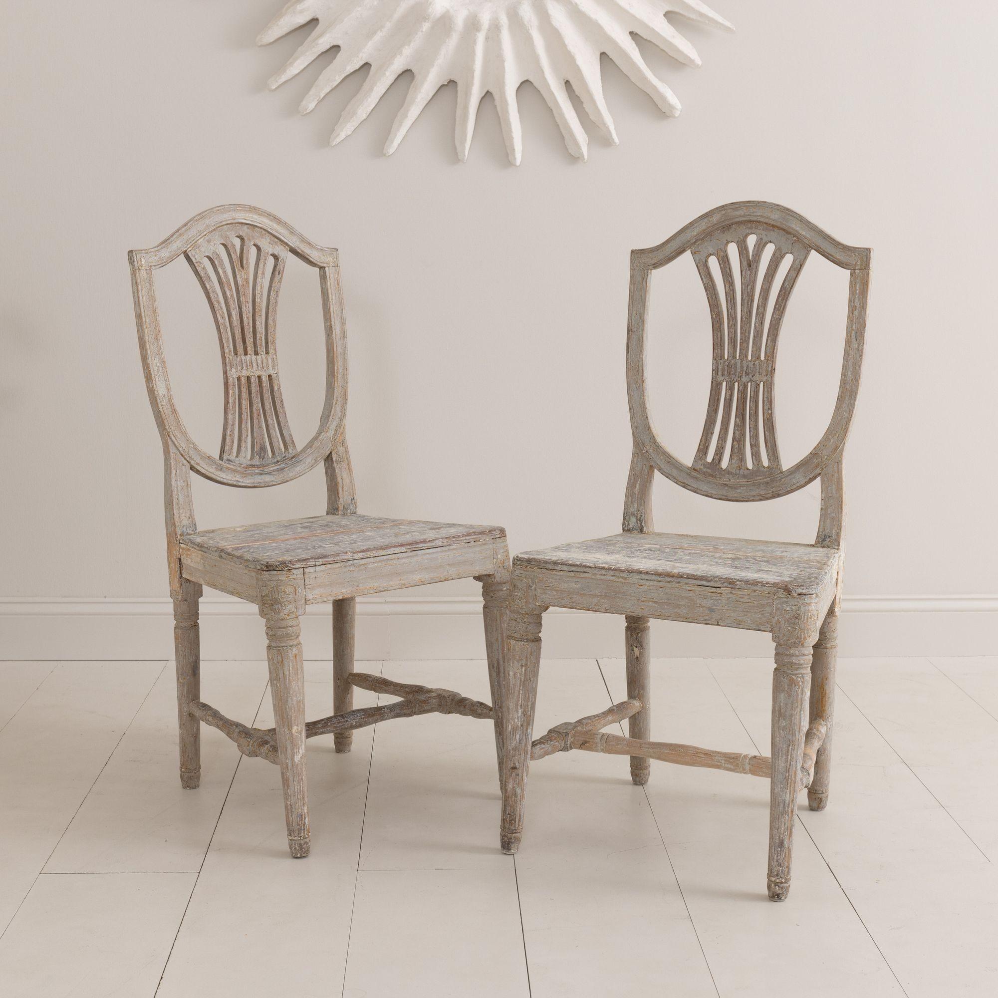 Hand-Carved 18th c. Pair of Swedish Gustavian Period Shield Back Chairs in Original Paint For Sale