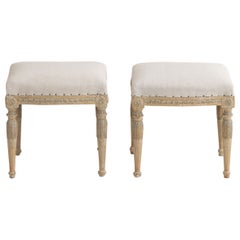 XVIIIe siècle Paire de tabourets gustaviens suédois en peinture d'origine