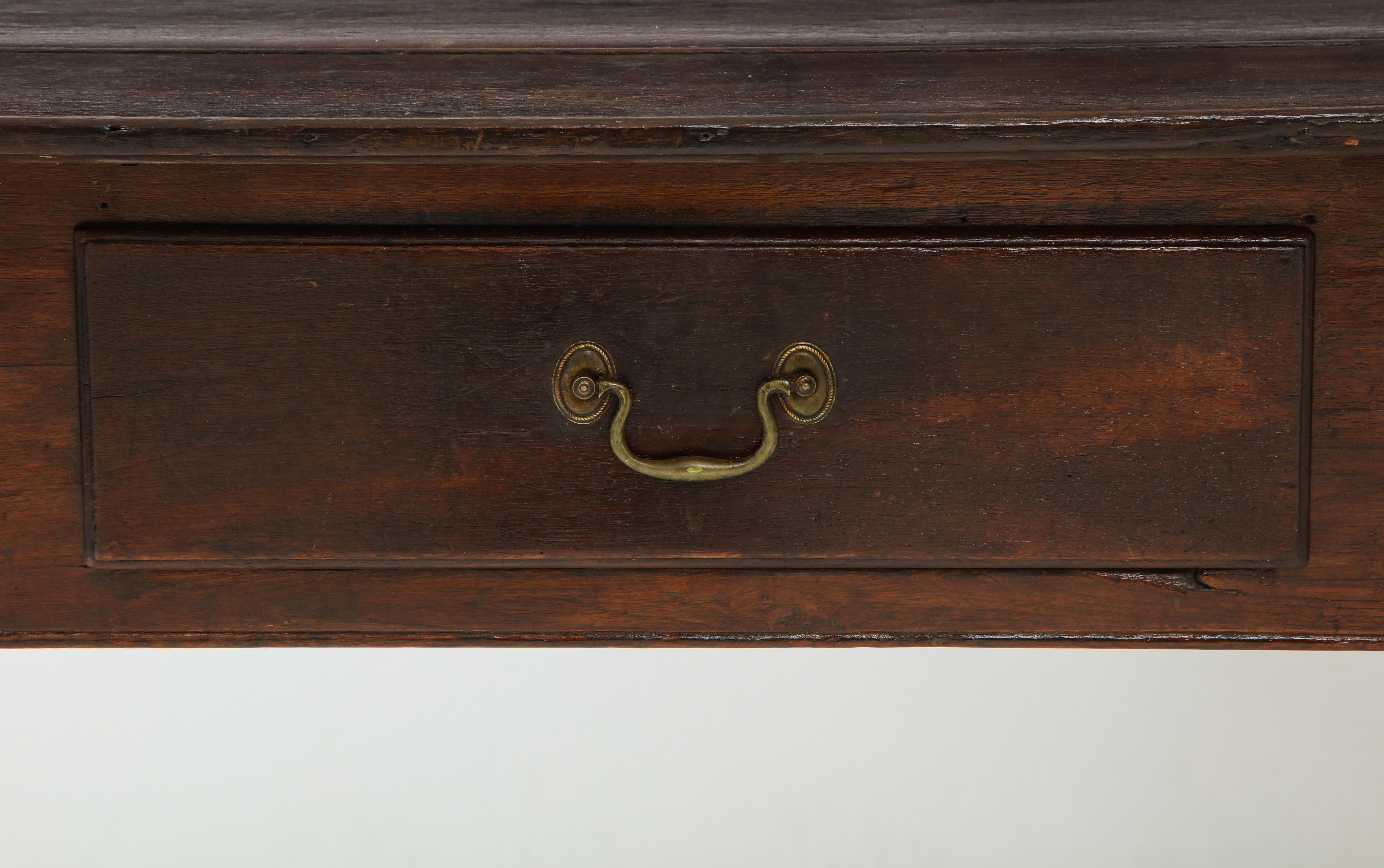 Country 18th Century Pennsylvania Dutch Table with Drawer For Sale