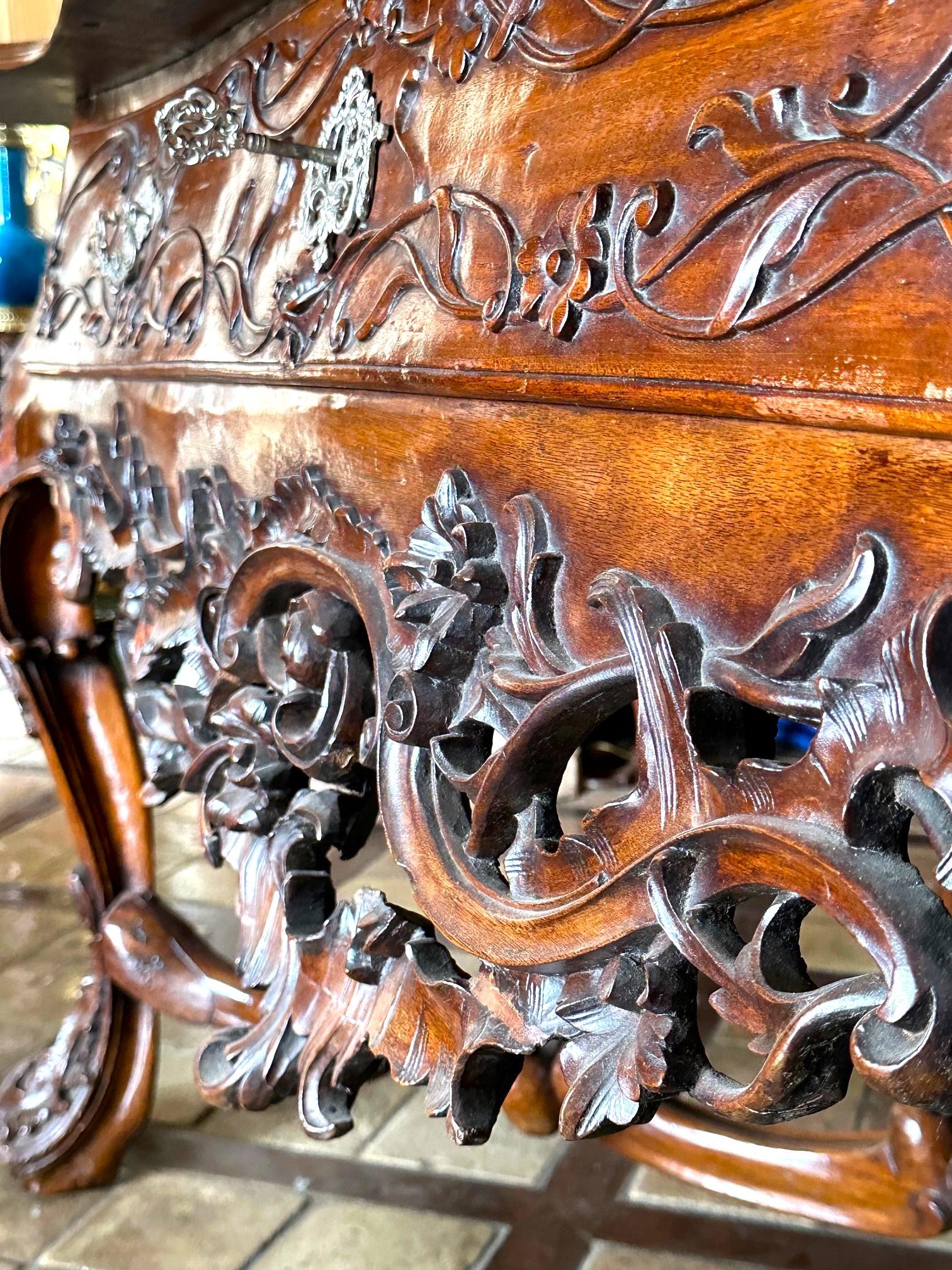 18th C. Portuguese Grand carved Hardwood Library Table Entry center Antiques LA For Sale 11