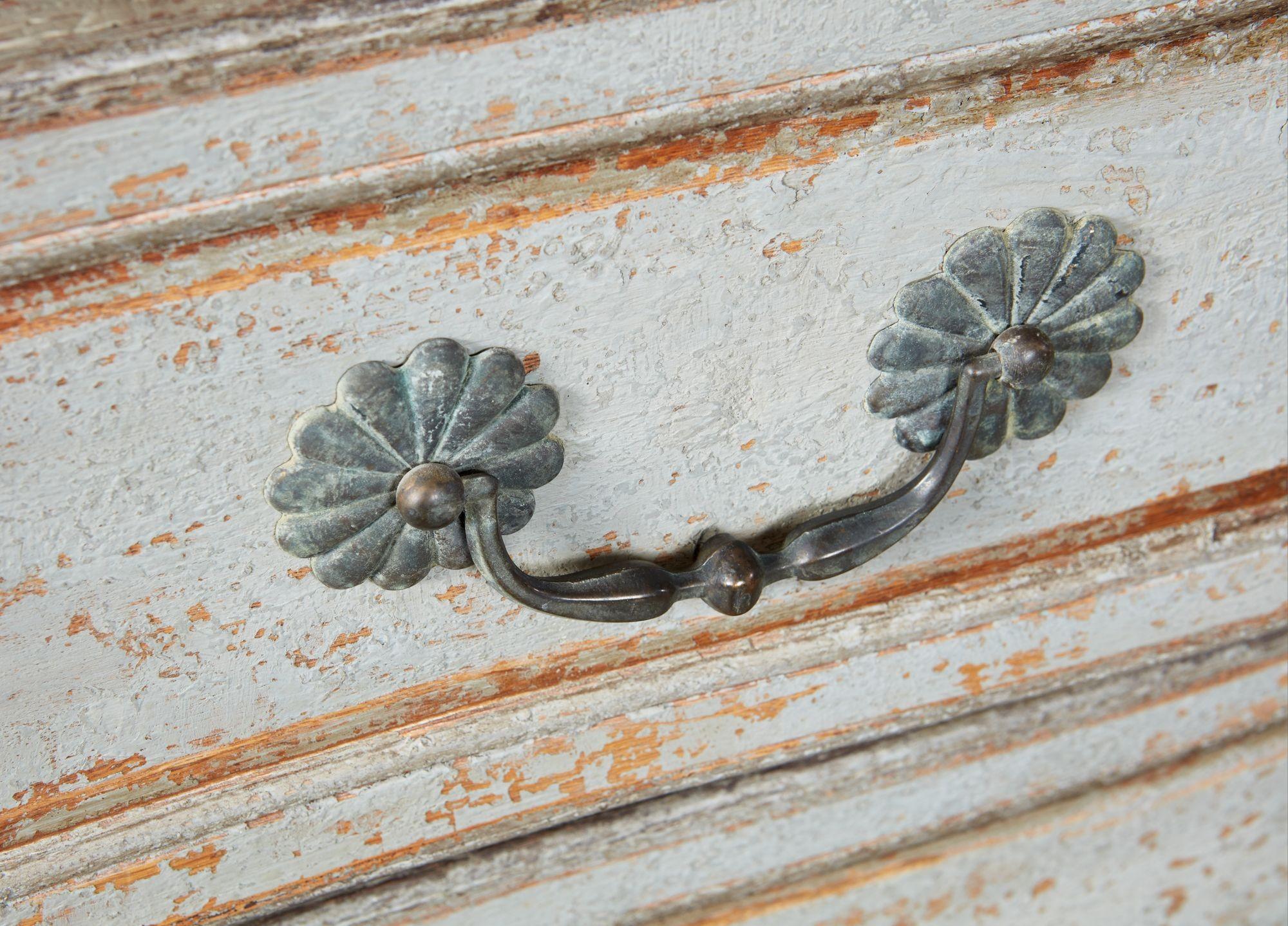 18th c. Provencal Painted Commode For Sale 2