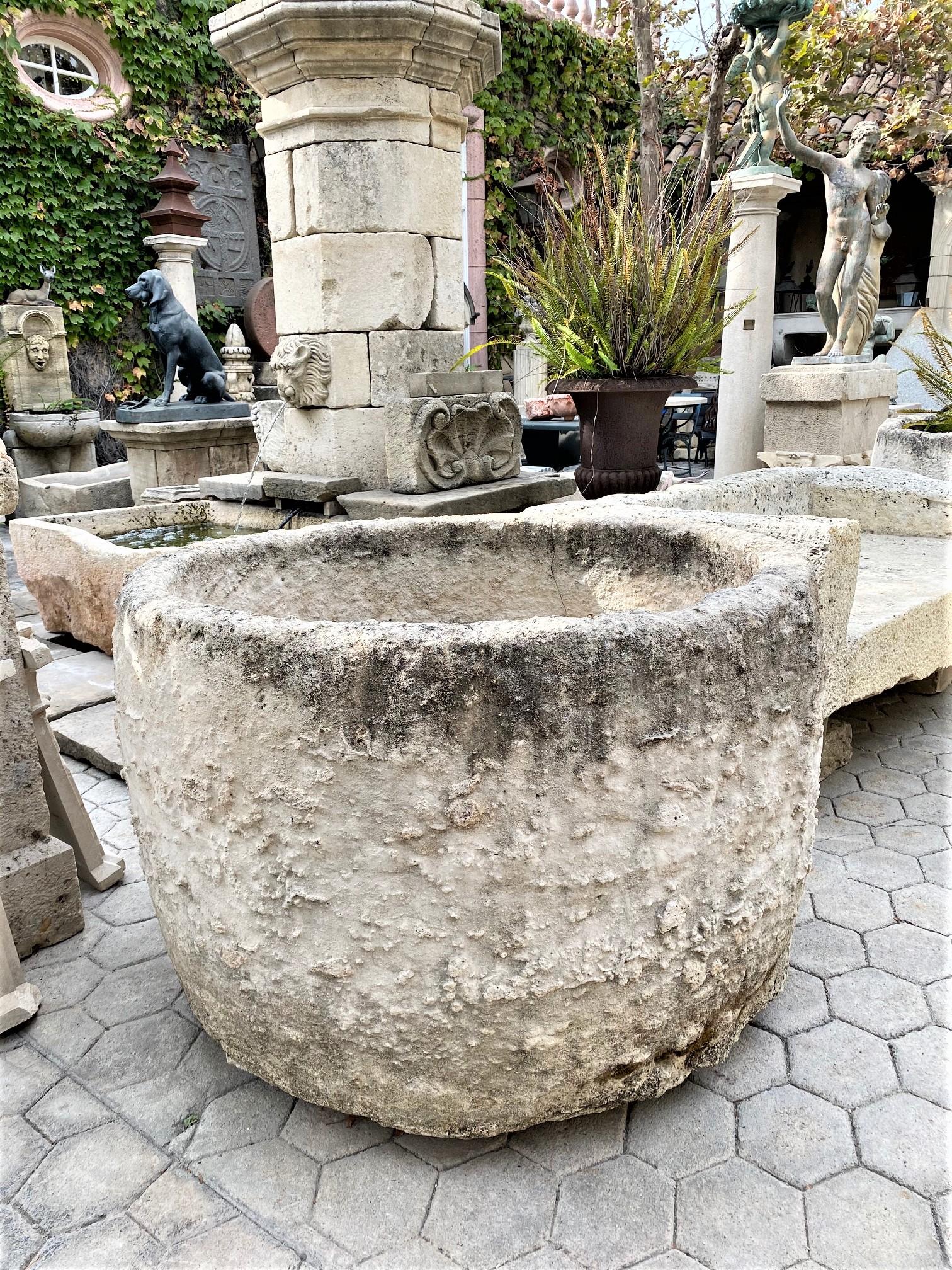 Stone Round Hand Carved Water Fountain Basin Container Trough Planter Vessel Antiques