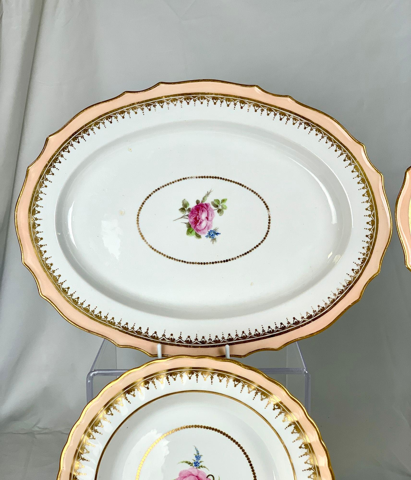 Juego de porcelana Royal Crown Derby del siglo XVIII Rosas príncipe de Gales pintadas a mano en Bueno estado para la venta en Katonah, NY