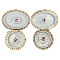 Juego de porcelana Royal Crown Derby del siglo XVIII Rosas príncipe de Gales pintadas a mano