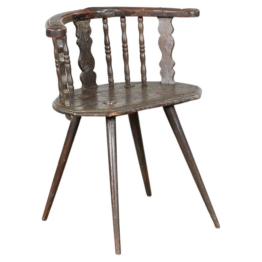XVIIIe siècle Fauteuil de chalet alpin rustique en vente