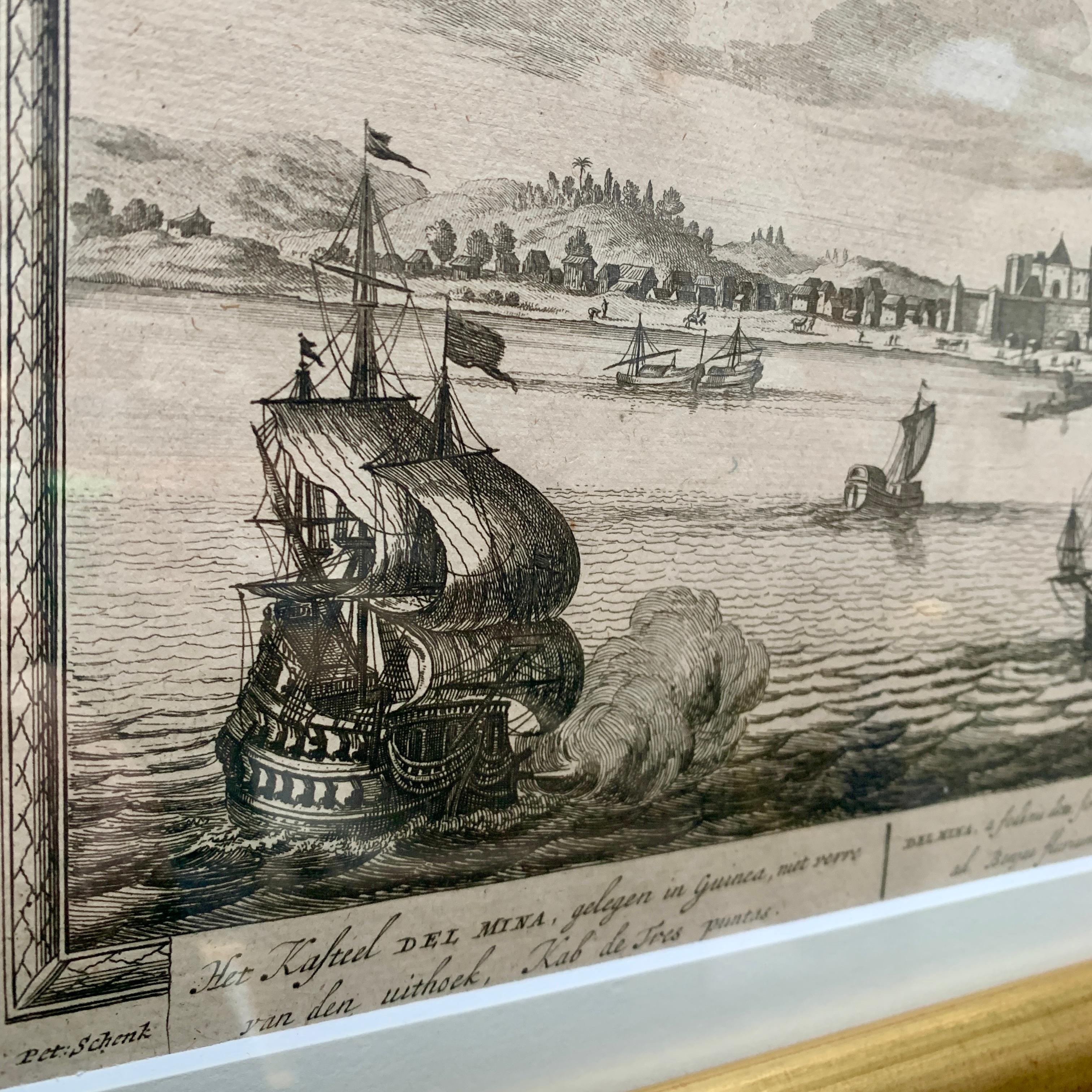 S. XVIII Conjunto de 3 grabados de escenas portuarias en marcos dorados en venta 8