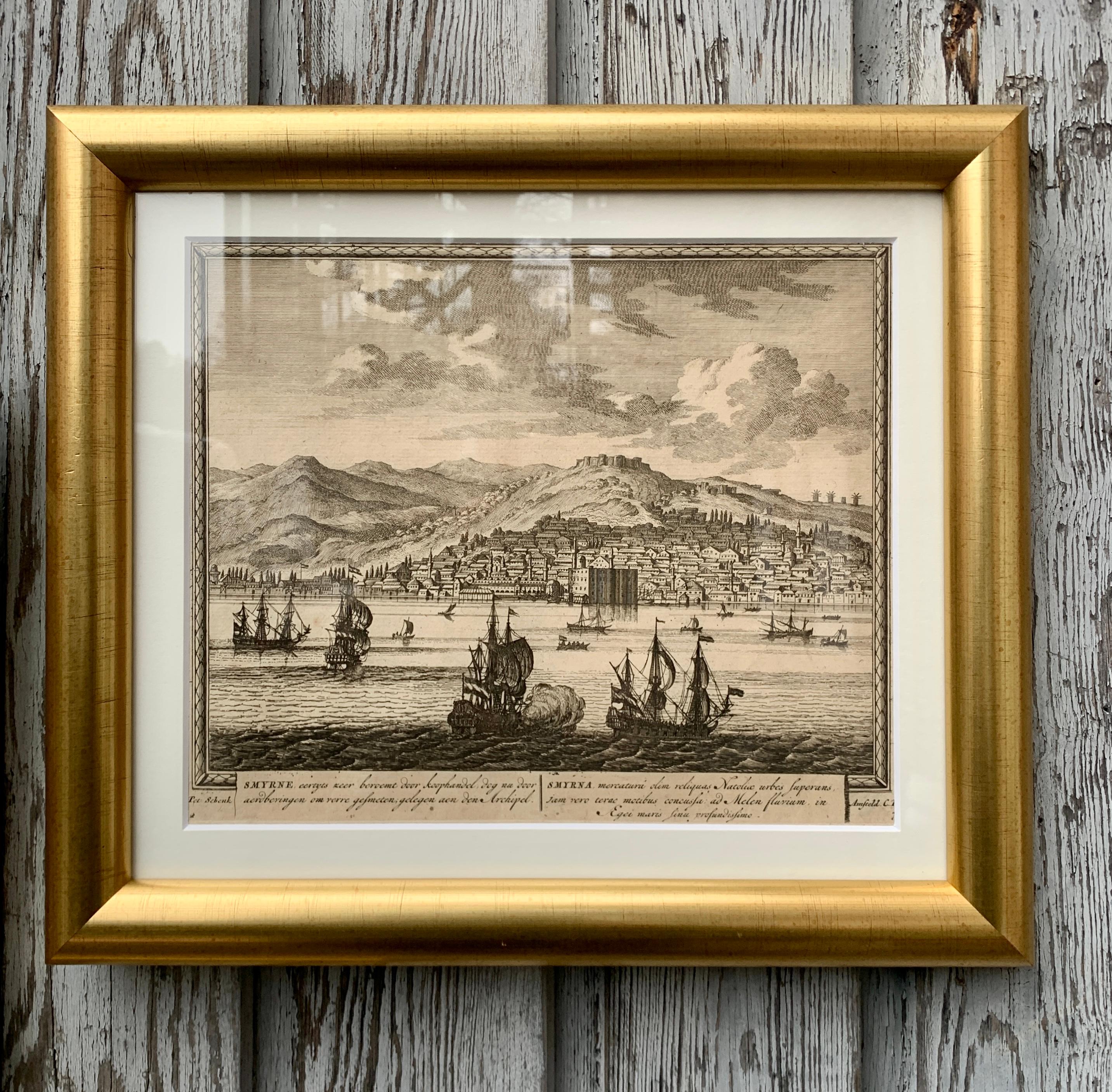 S. XVIII Conjunto de 3 grabados de escenas portuarias en marcos dorados Papel en venta