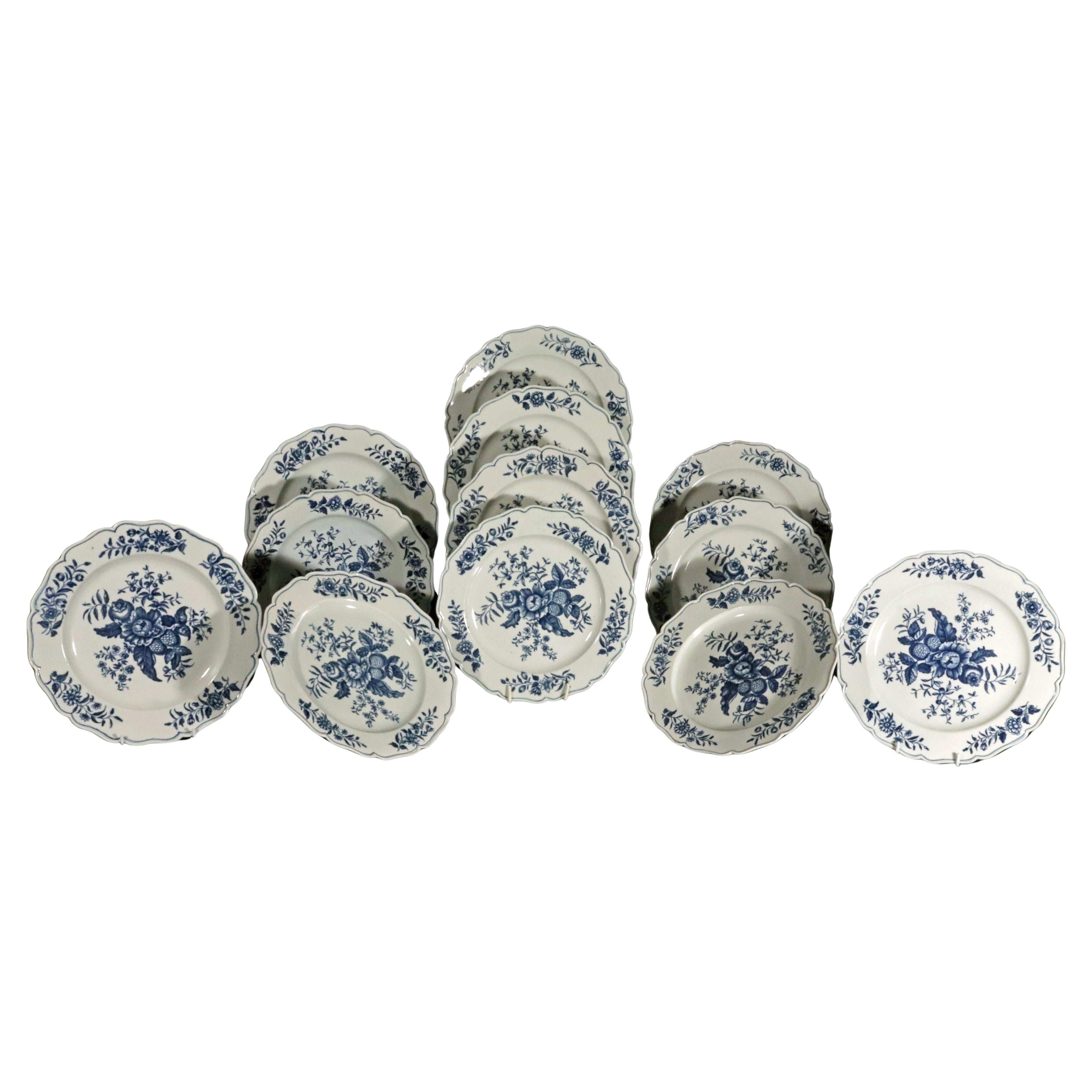 18th c. Set of First Period Worcester Underglaze Blue Porcelain Pine Cone Plates For Sale