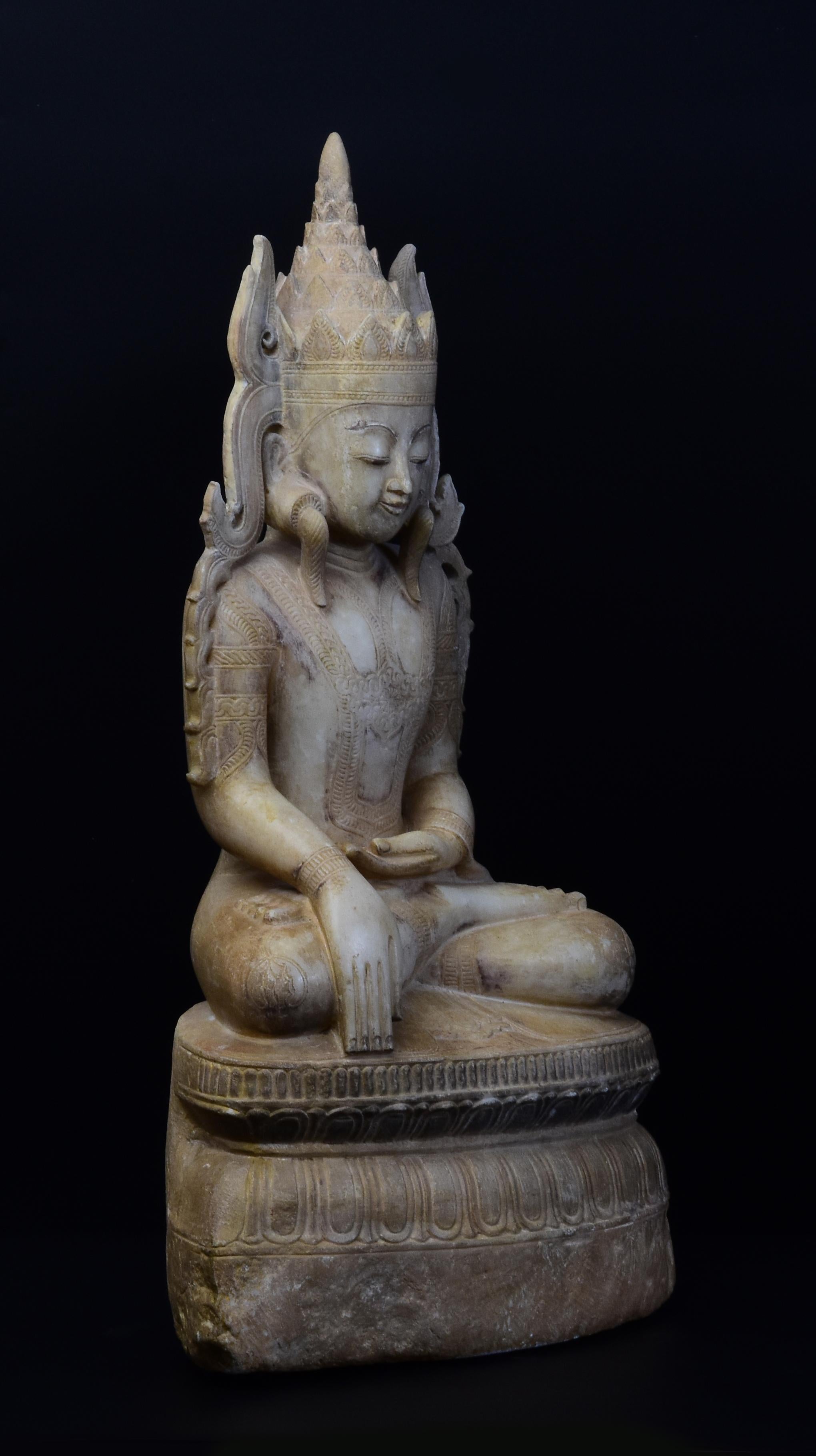 18th C., Shan, Antique Burmese Alabaster Marble Seated Crowned King Buddha For Sale 12