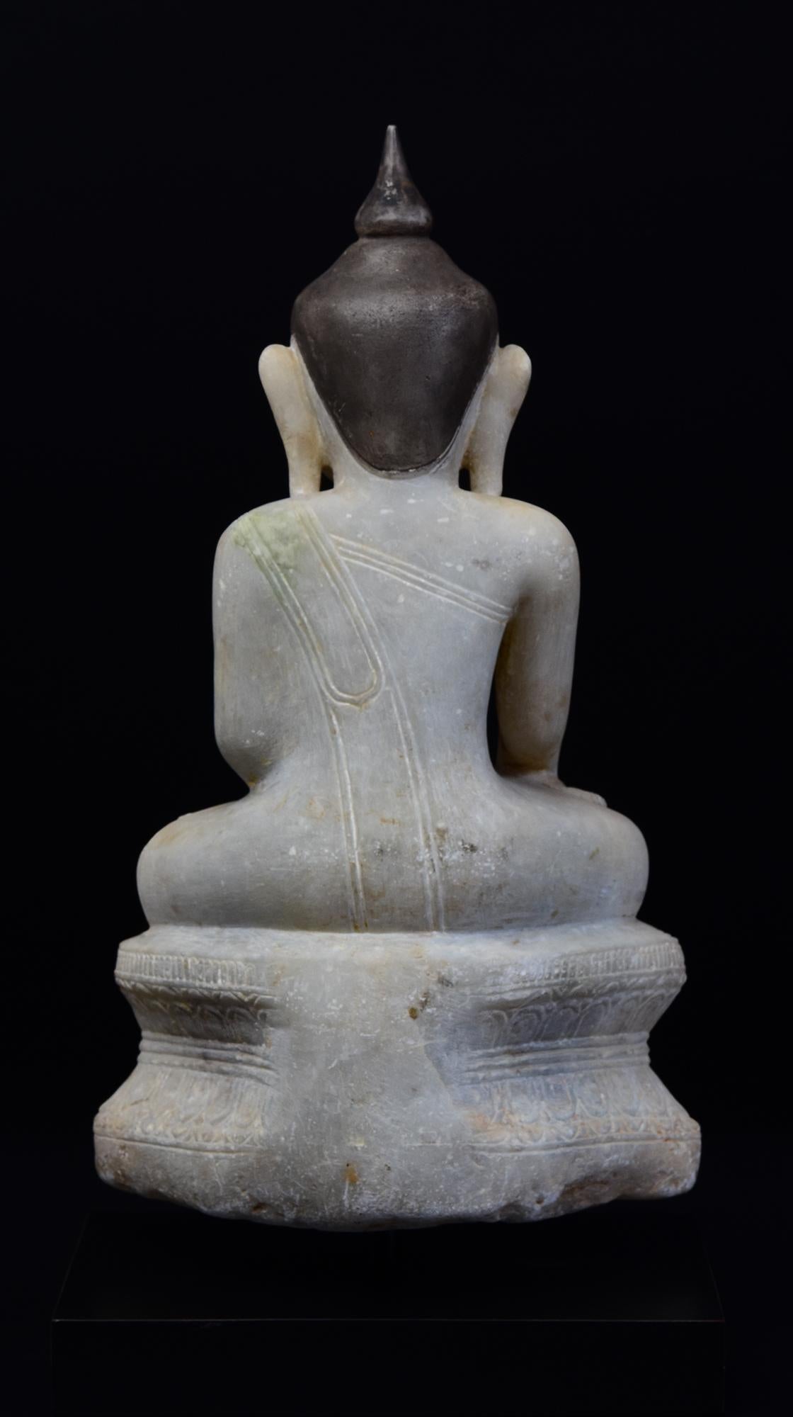18th C., Shan, Antique Burmese Alabaster Seated Buddha on Double Lotus Base For Sale 5
