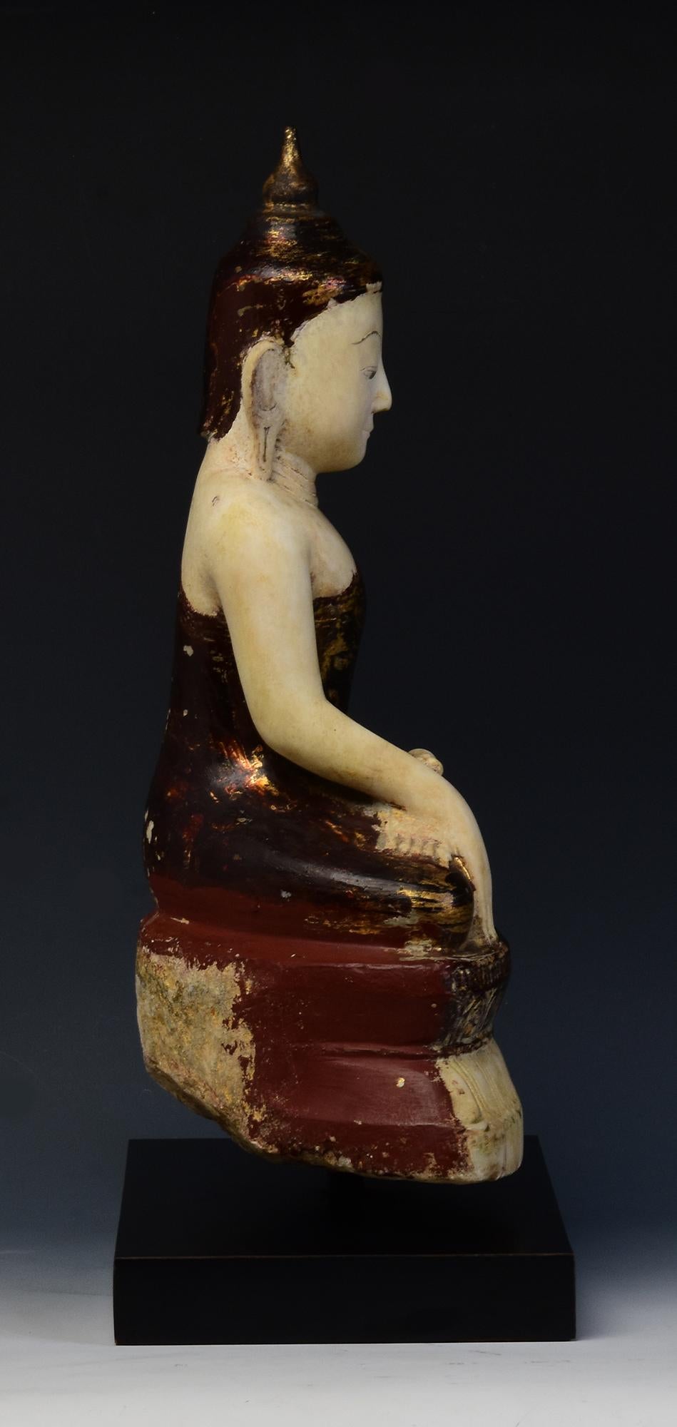18th C., Shan, Antique Burmese Alabaster Seated Buddha on Double Lotus Base For Sale 7