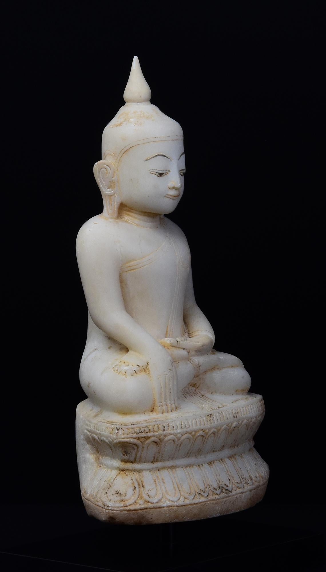 18th C., Shan, Antique Burmese Alabaster Seated Buddha on Double Lotus Base For Sale 9
