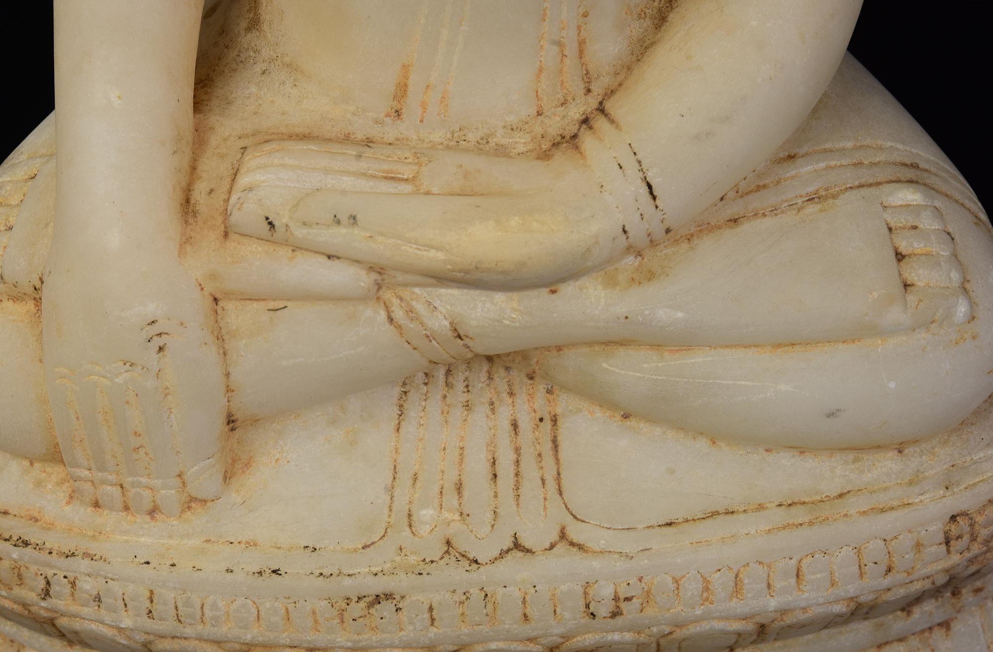 18th C., Shan, Antique Burmese Alabaster Seated Buddha on Double Lotus Base For Sale 1