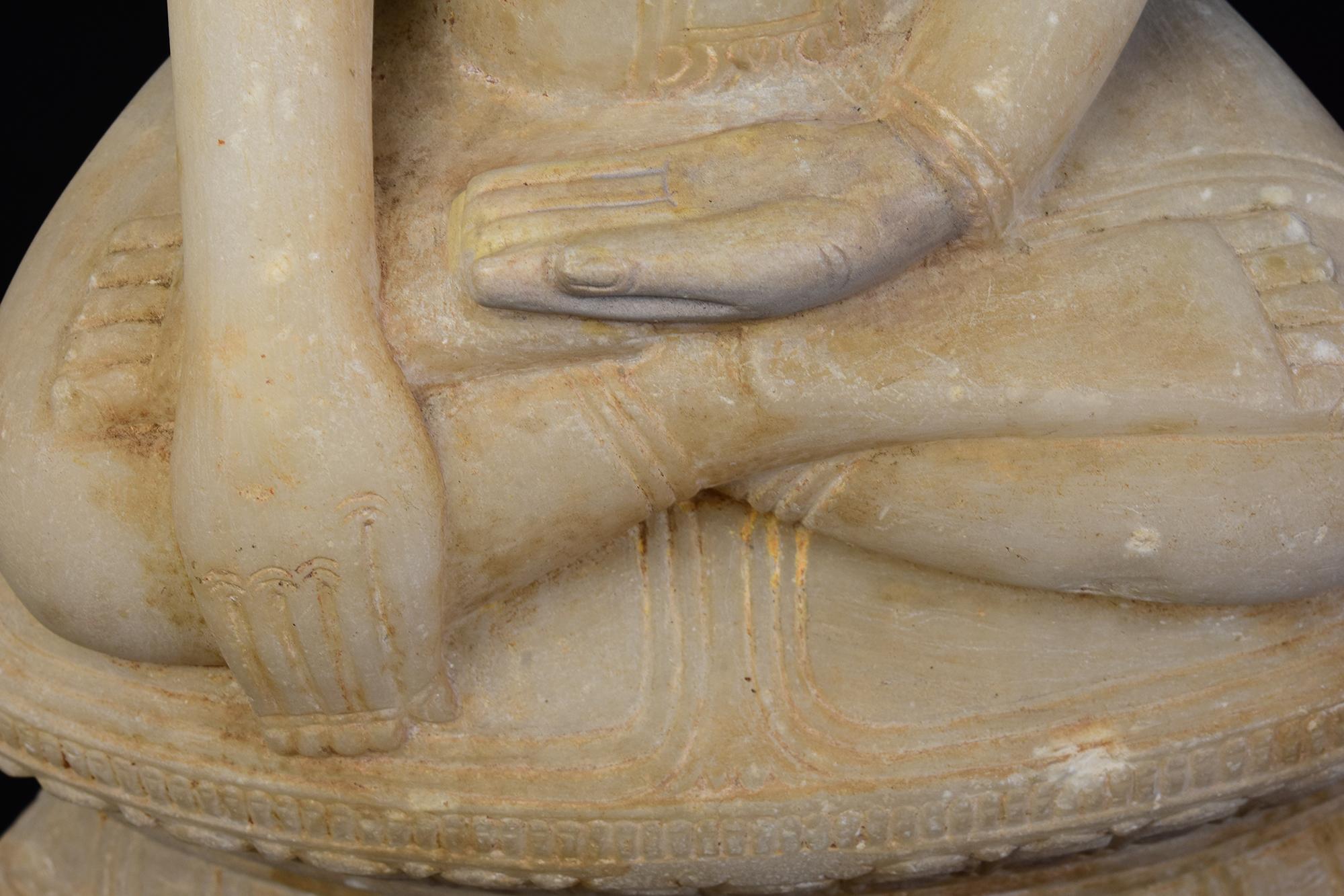 18th C., Shan, Antique Burmese Alabaster Seated Buddha on Double Lotus Base For Sale 1