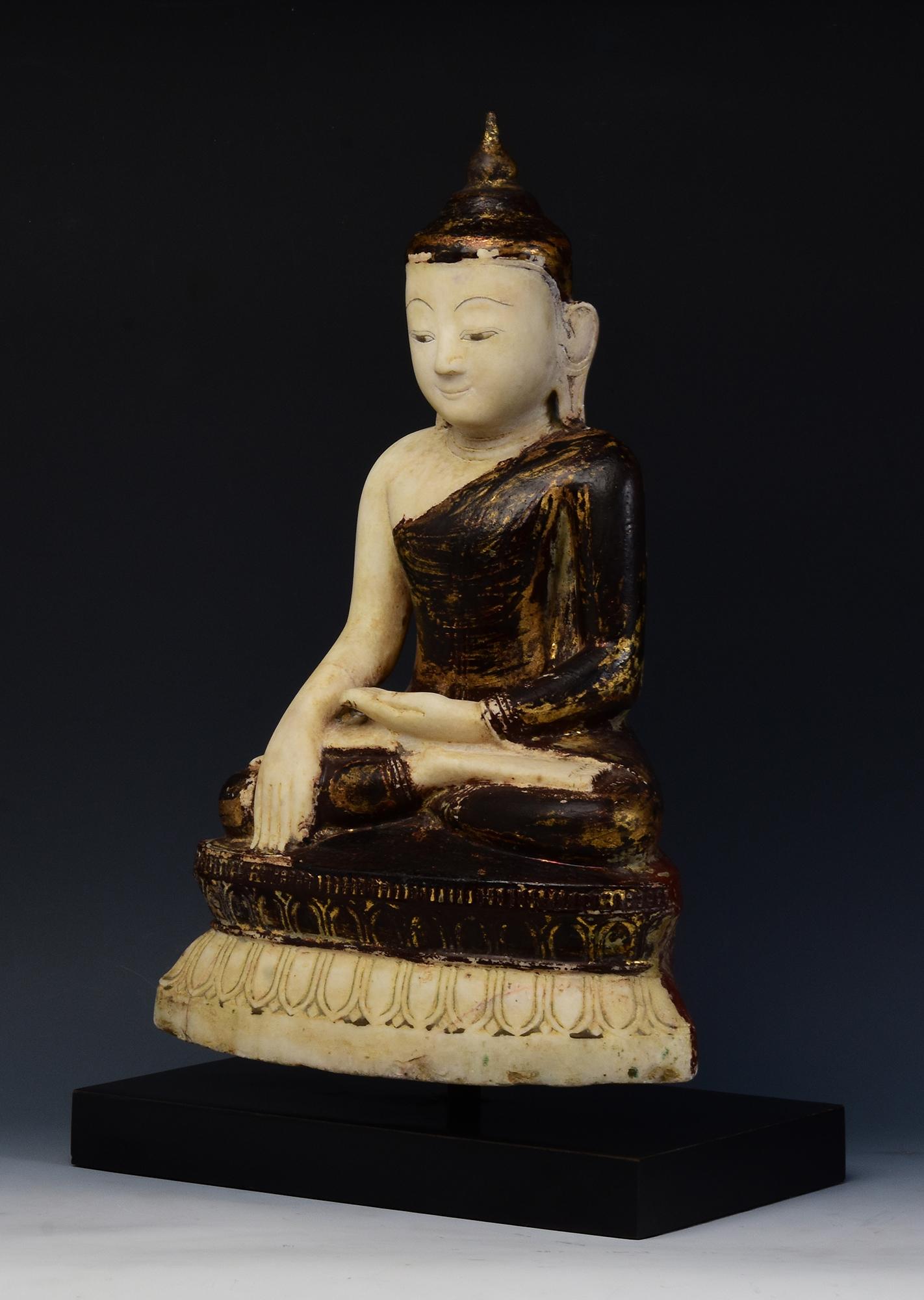 18th C., Shan, Antique Burmese Alabaster Seated Buddha on Double Lotus Base For Sale 2