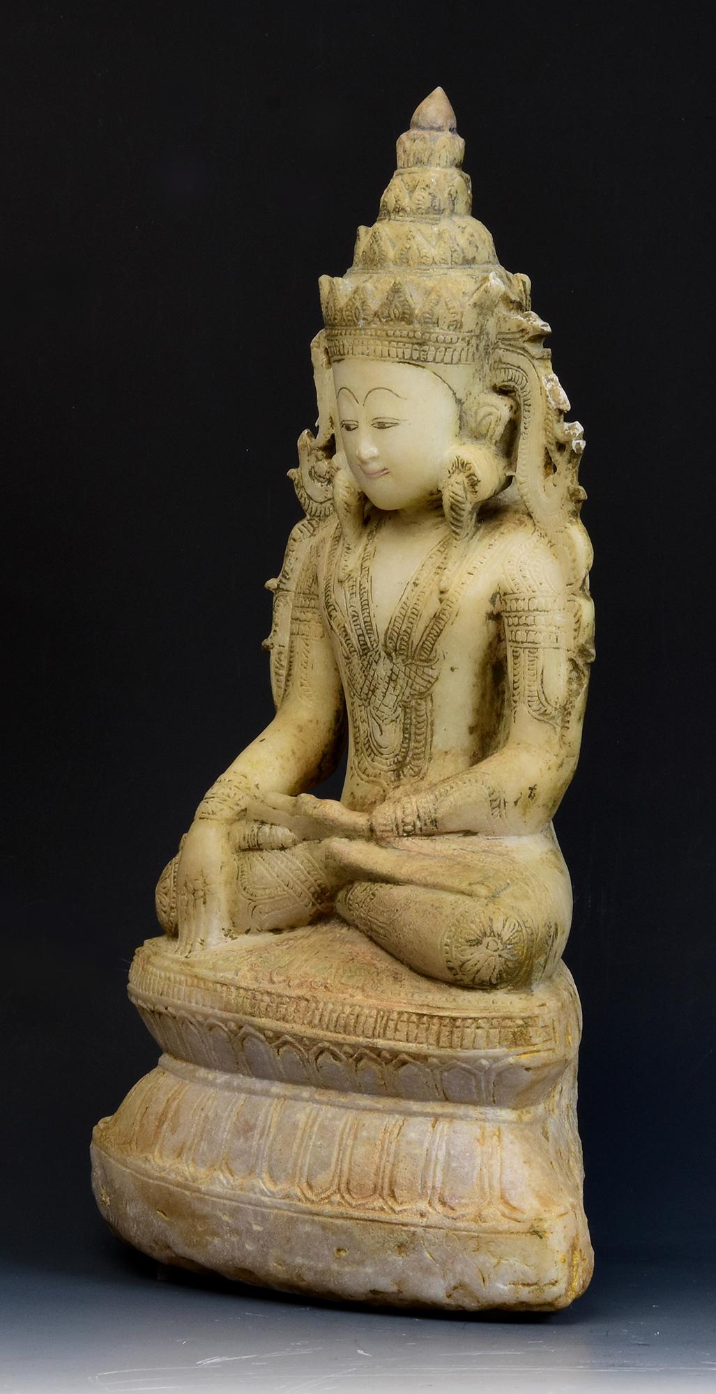 18th C., Shan, Rare Antique Burmese Alabaster Marble Seated King Buddha Statue For Sale 6