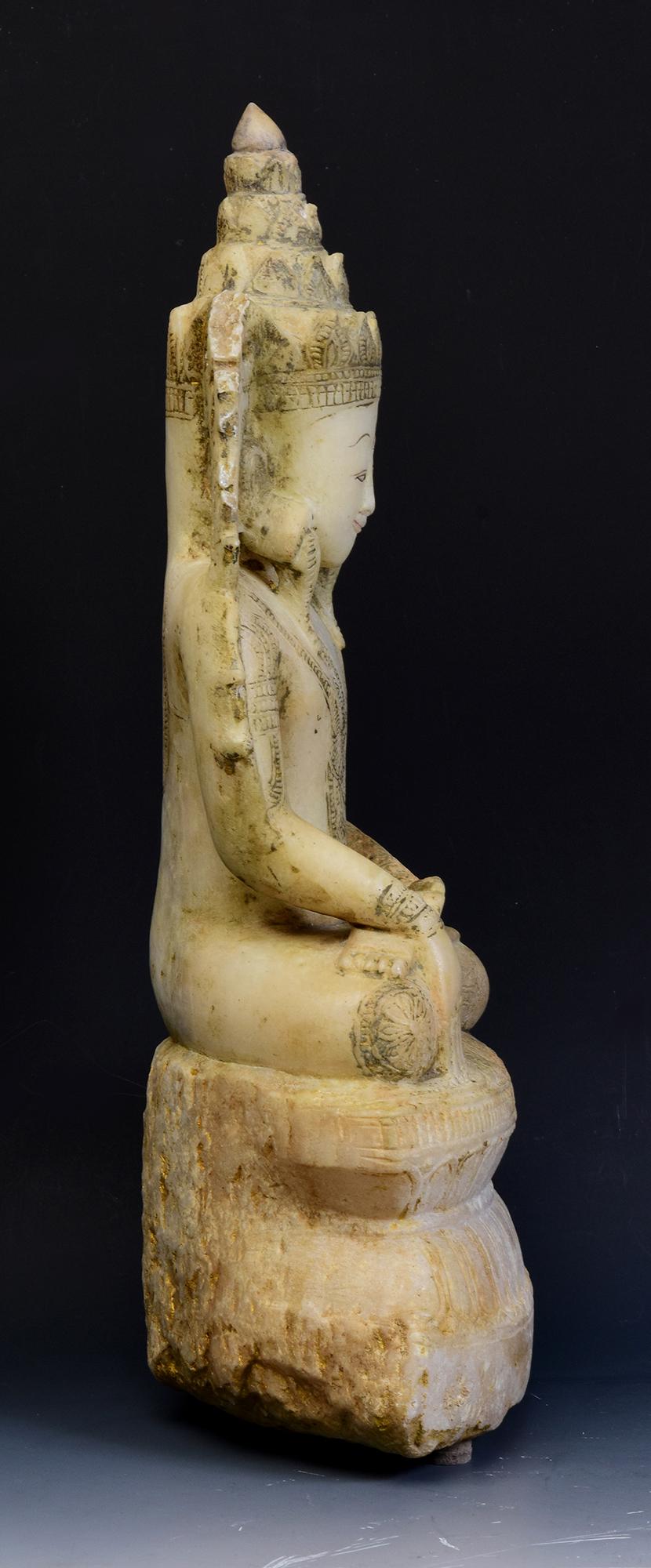 18th C., Shan, Rare Antique Burmese Alabaster Marble Seated King Buddha Statue For Sale 9