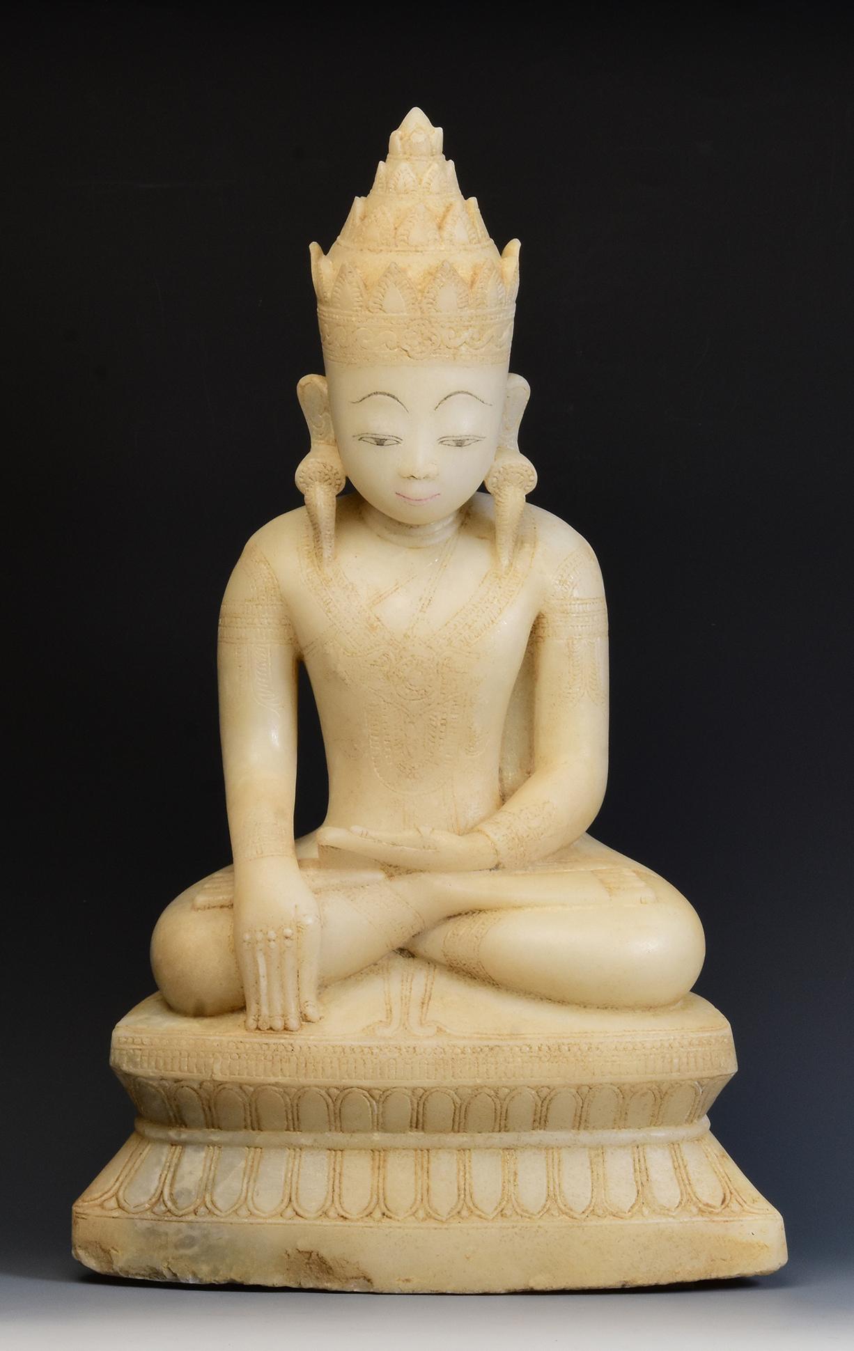 18th C., Shan, Rare Antique Burmese Alabaster Marble Seated King Buddha Statue For Sale 9