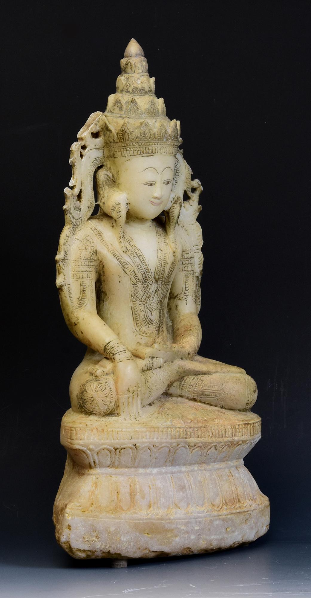 18th C., Shan, Rare Antique Burmese Alabaster Marble Seated King Buddha Statue For Sale 10